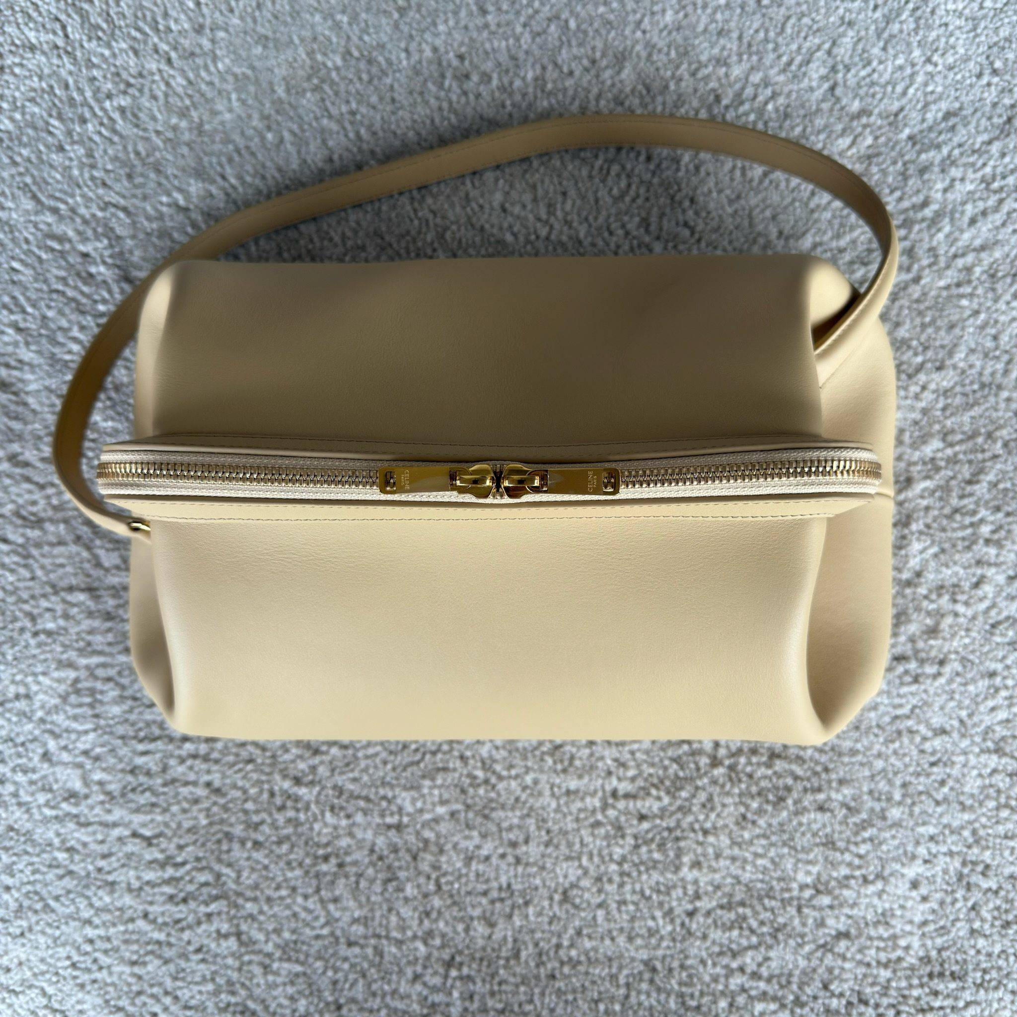 DOCTOR UCH Leather Handbag - Sand Beige - Image 6