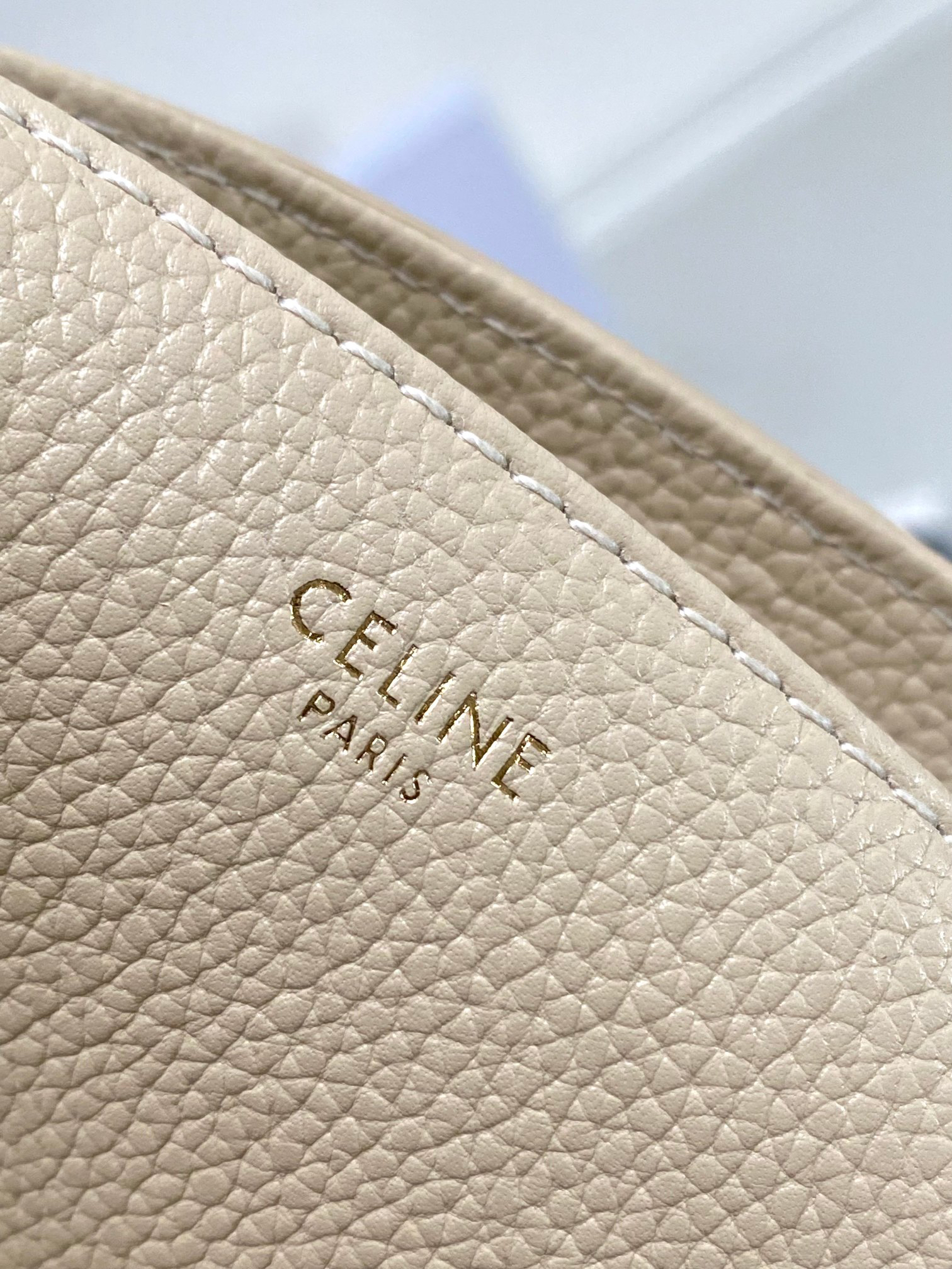 CELINE 25 Cabas Anais Mini Grainy Calfskin Handbag - Image 6