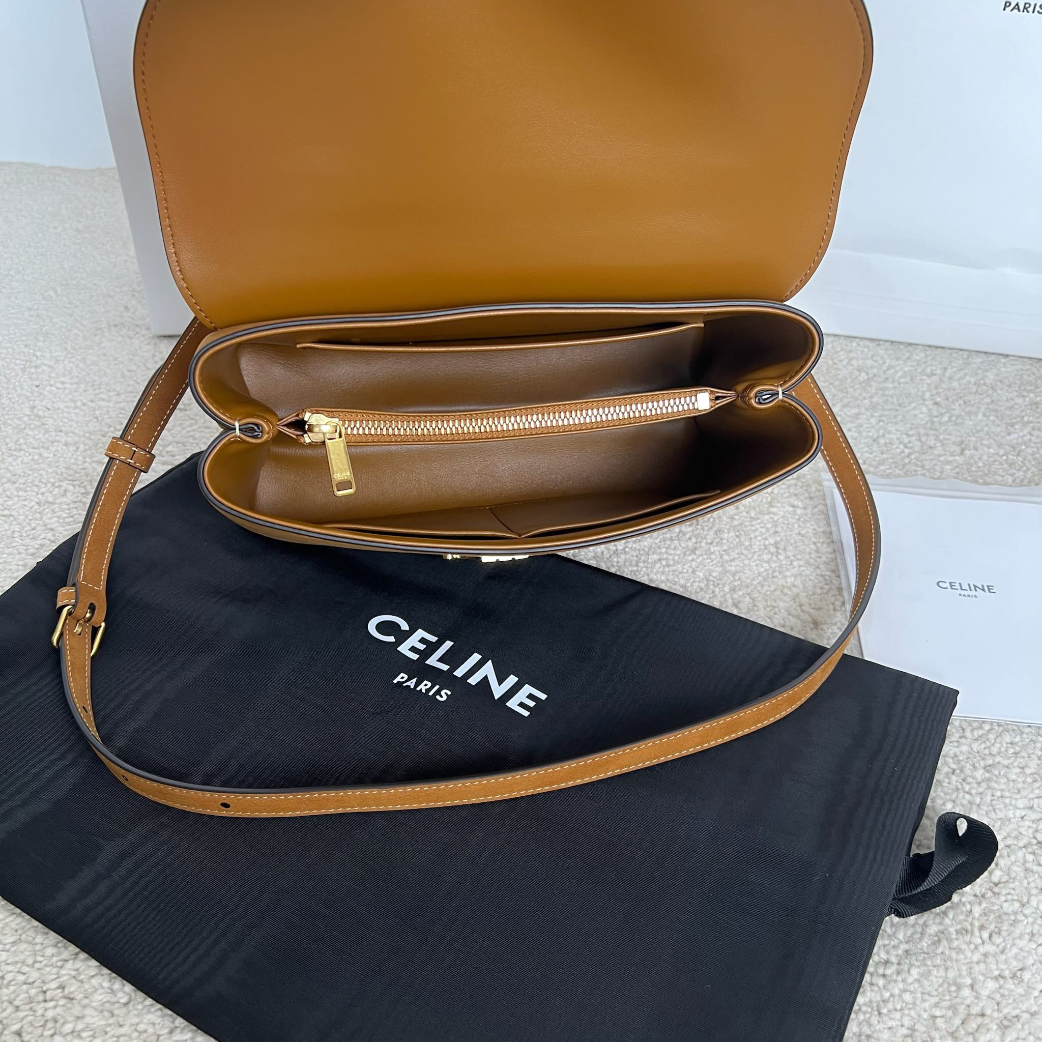 NINO Medium Handbag - Image 6