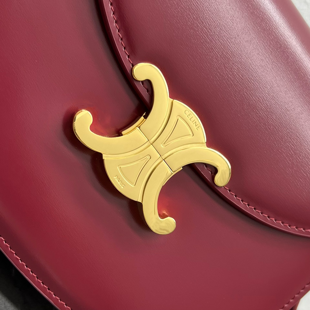 CE Saddle Crossbody Bag - Image 6