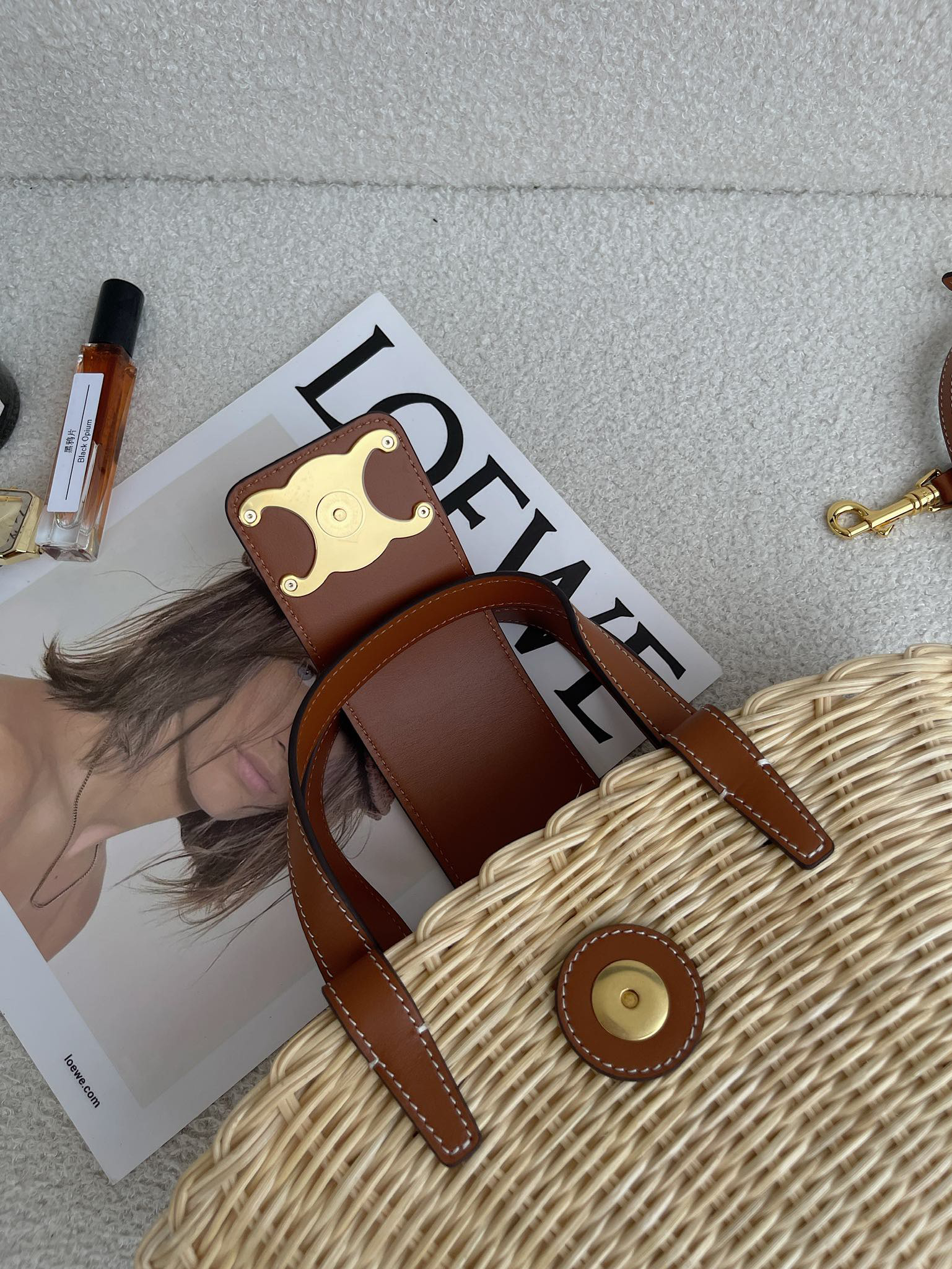 TEEN COUFFIN Plant-Based Material and Natural Cowhide Leather Handbag - Image 6