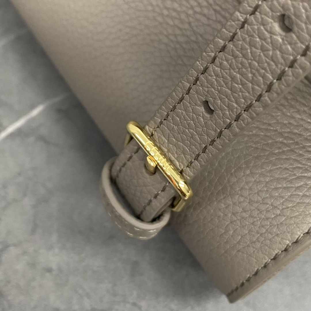 Cabas Anais Textured Calfskin Tote Bag - Image 6