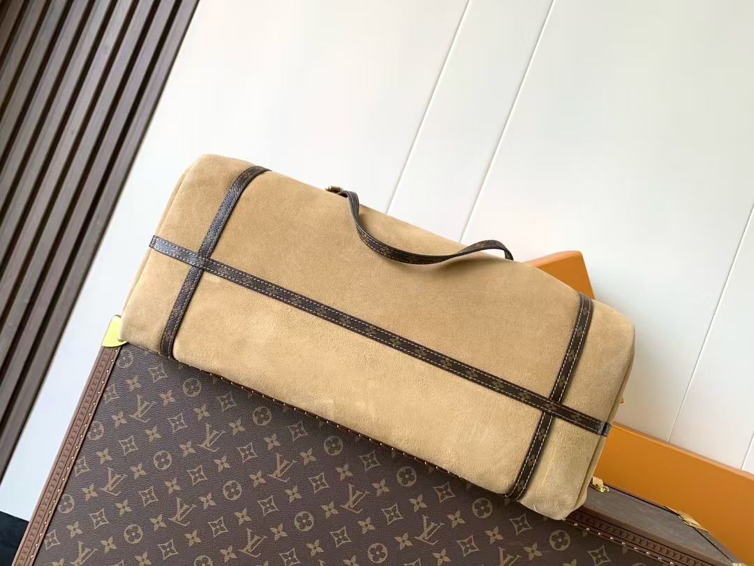 Express Travel Large Travel Bag in Cowhide Leather and Monogram Canvas - Image 7