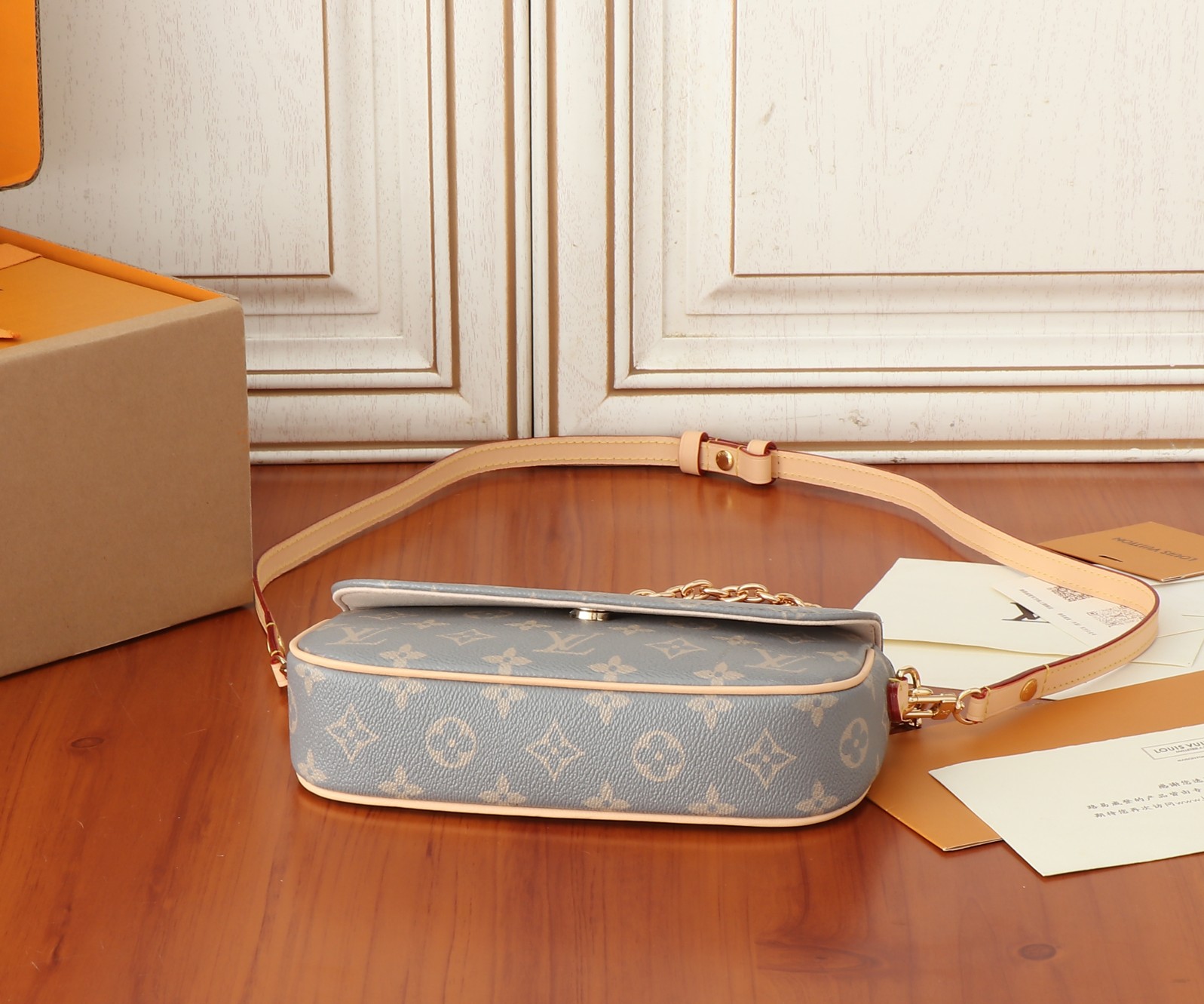 Louis Vuitton Ivy Wallet On Chain - Image 7