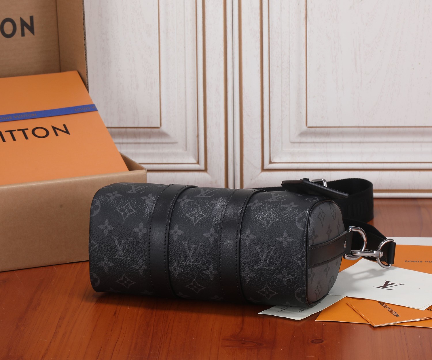 Louis Vuitton Keepall 25 Handbag in Monogram Eclipse Reverse Canvas - Image 7