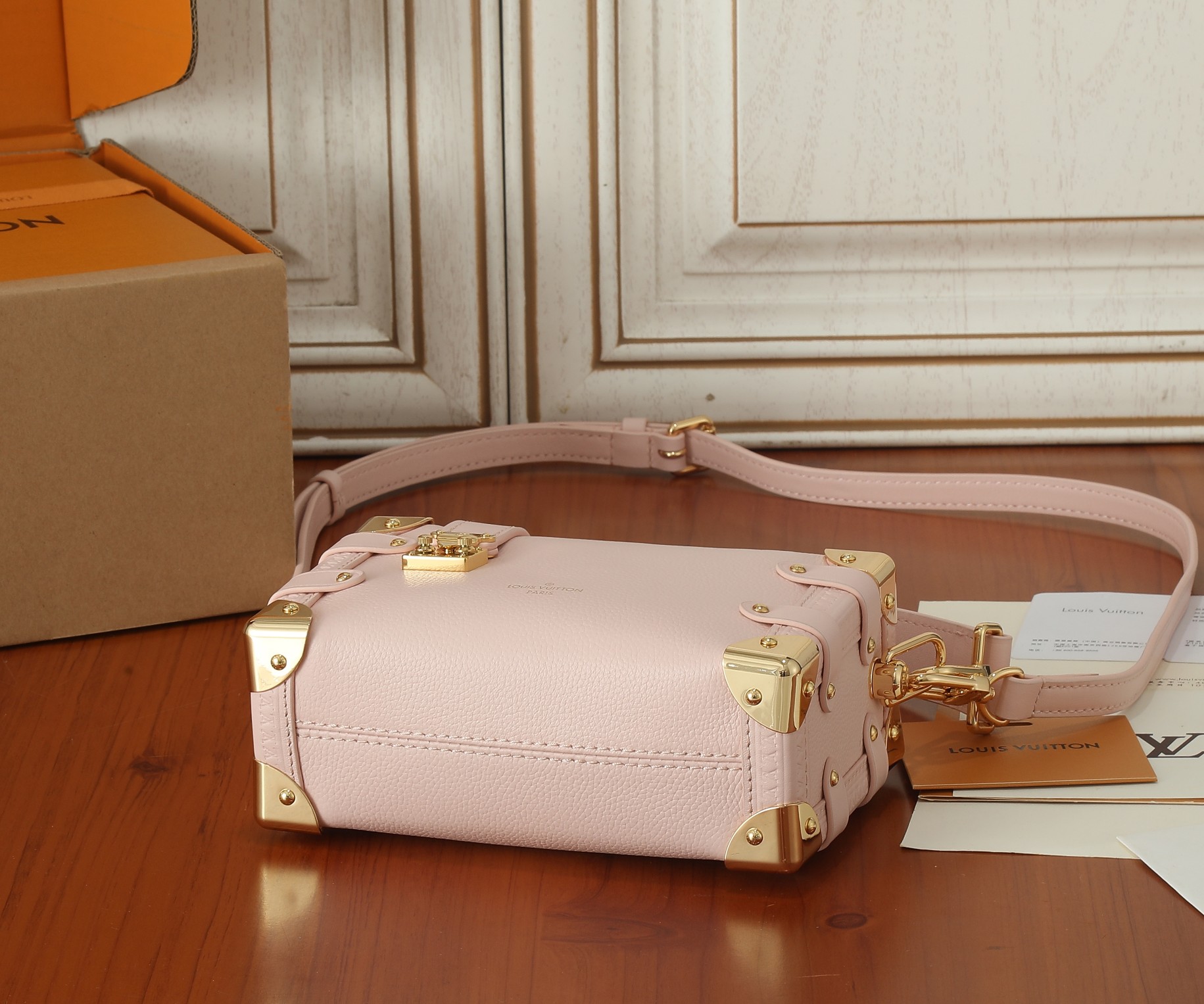 Side Trunk Small Handbag - Image 7