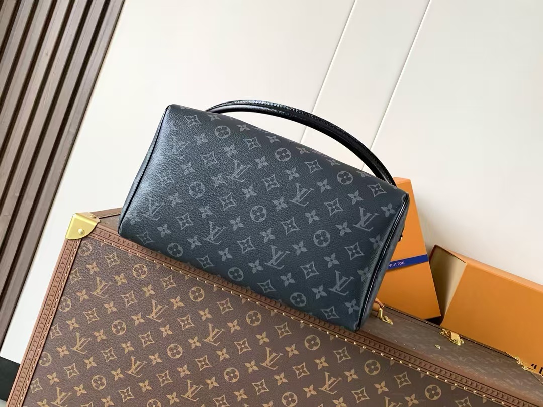 Louis Vuitton Speedy Soft 30 Handbag – Ski Collection - Image 7