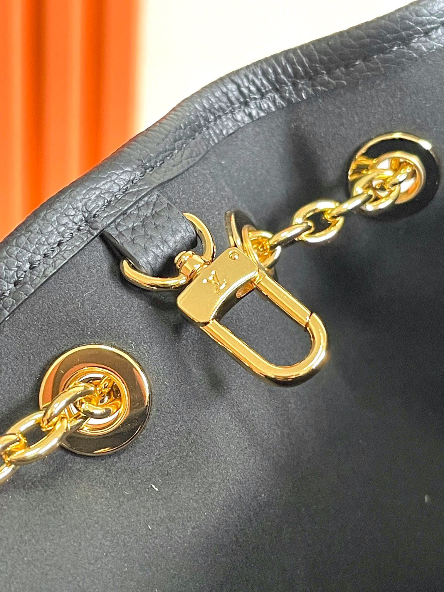 Louis Vuitton LV Bundle Monogram Empreinte Leather Shoulder Bag - Image 7