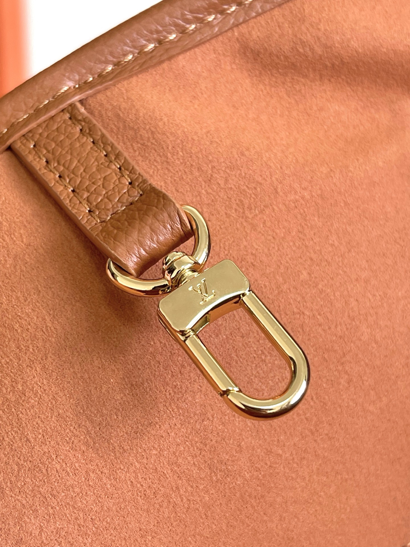 Louis Vuitton Neverfull MM Monogram Empreinte Leather Tote Bag - Image 7