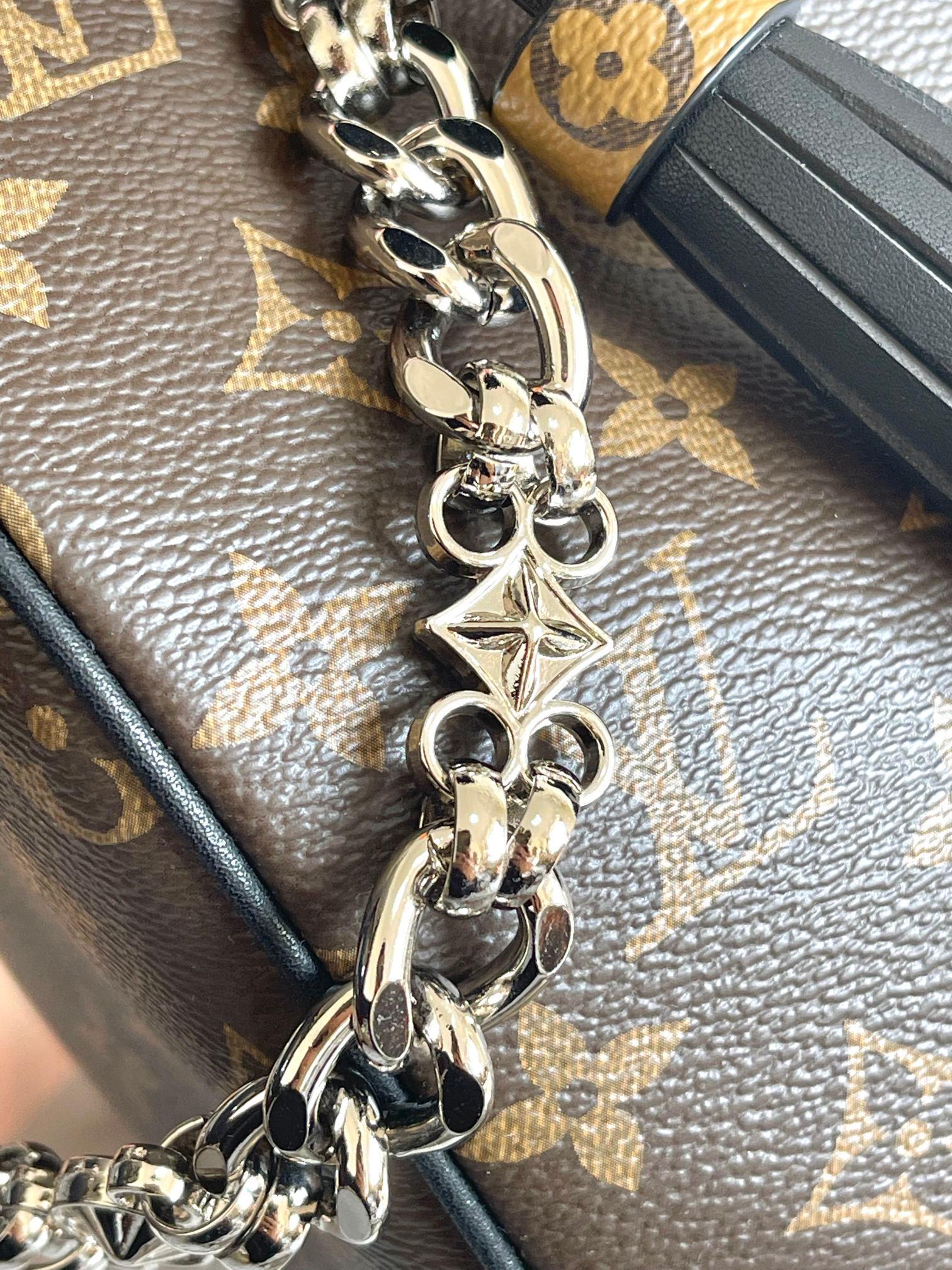 Louis Vuitton Speedy Soft 30 Crafty Handbag - Image 7