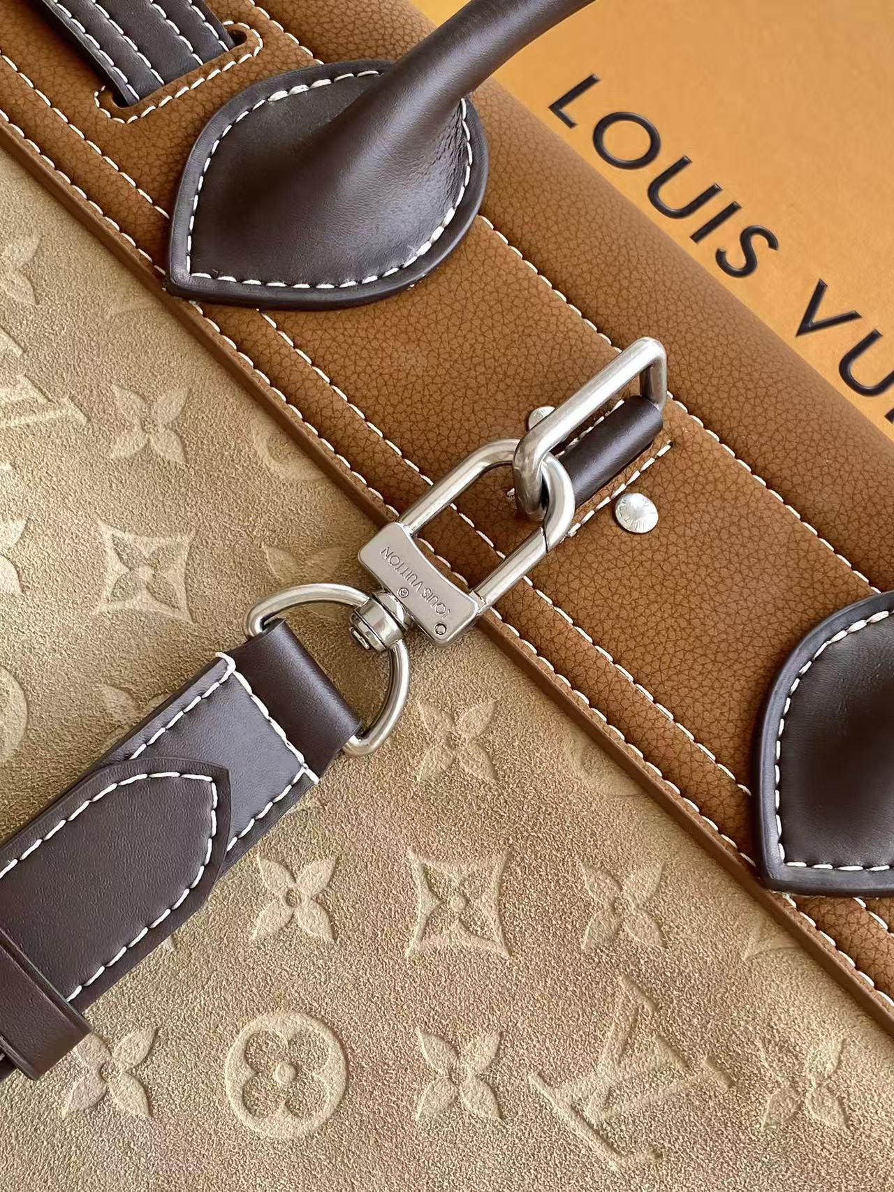 Louis Vuitton Steamer 40 Handbag, Apricot Colorblock - Image 7