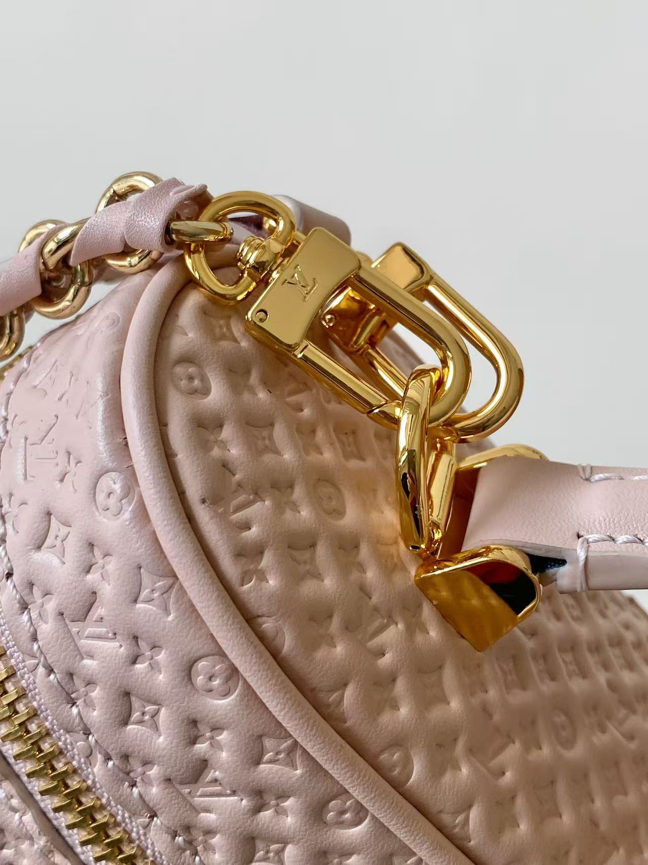 Louis Vuitton Vanity Chain Pouch M29051 / M29344 - Image 7
