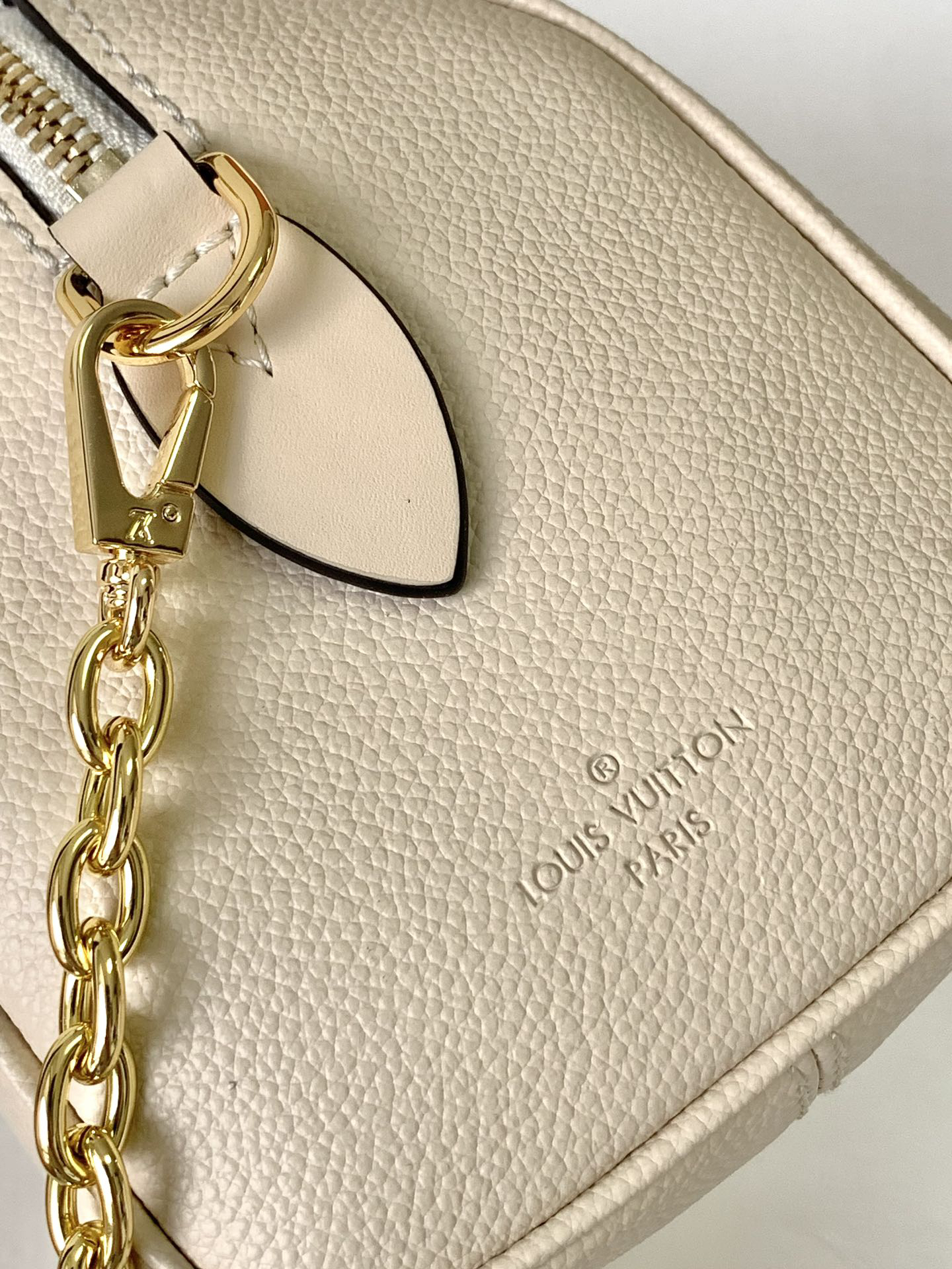 Louis Vuitton Speedy Bandoulière 20 Handbag - Image 7