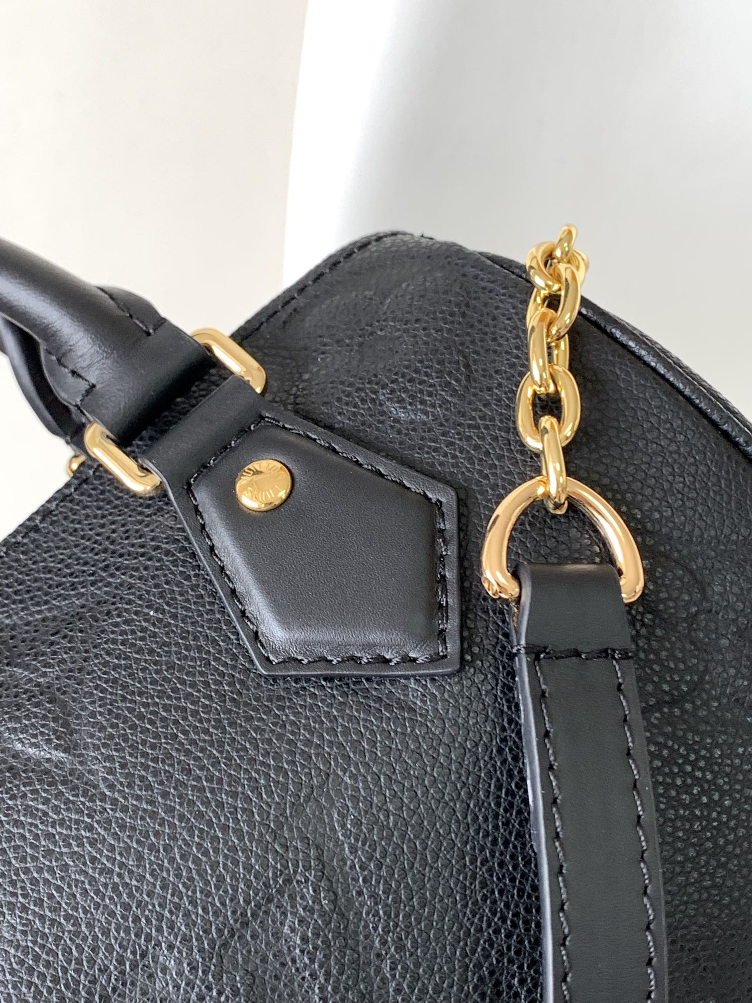 Louis Vuitton Speedy Bandoulière 20 Handbag in Monogram Empreinte Leather - Image 7
