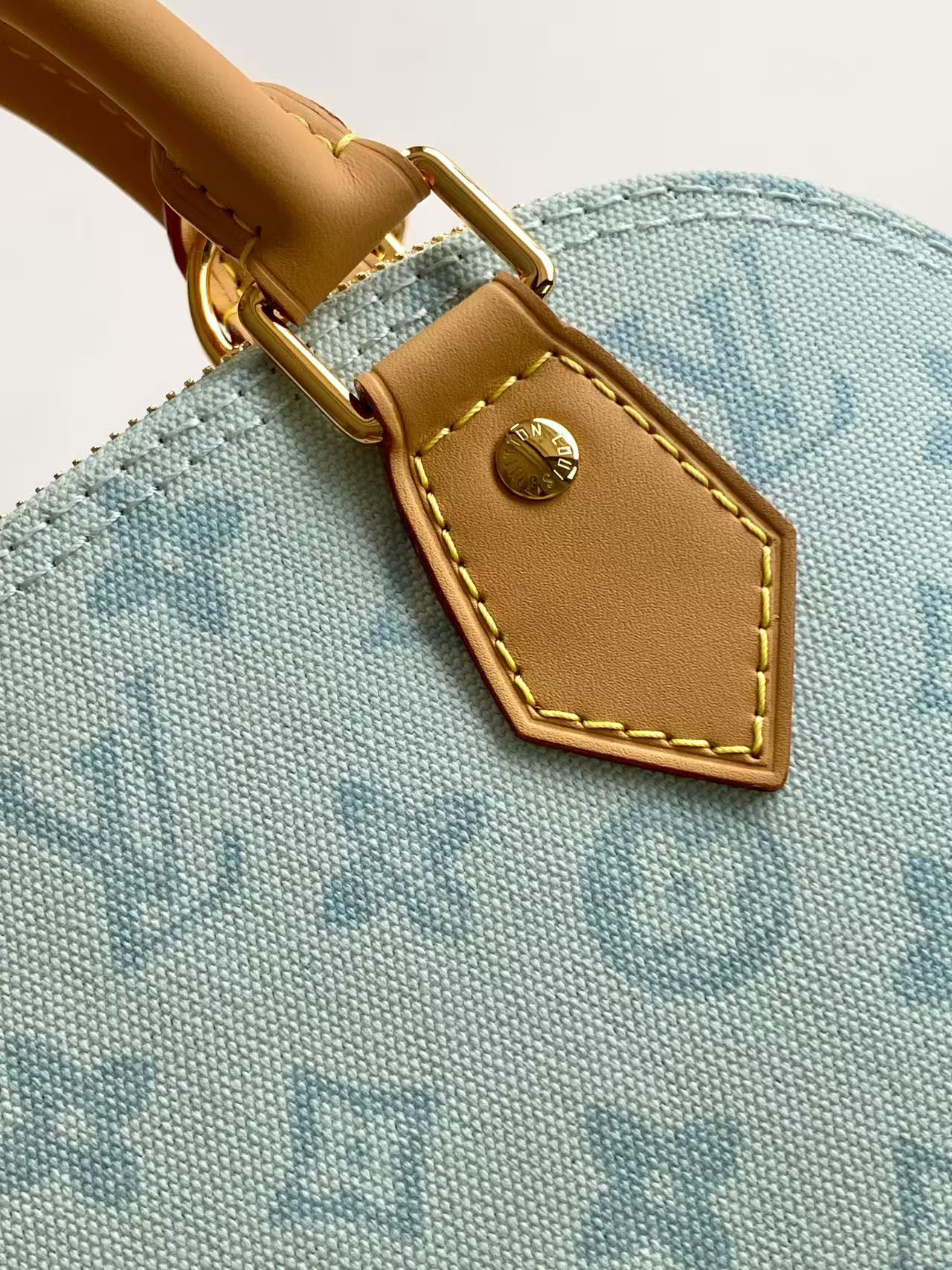 Louis Vuitton Alma BB Monogram Canvas Crossbody Bag - Image 7