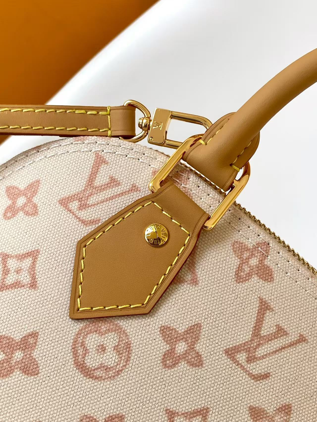 Louis Vuitton Alma BB Monogram Canvas Crossbody Bag - Image 7