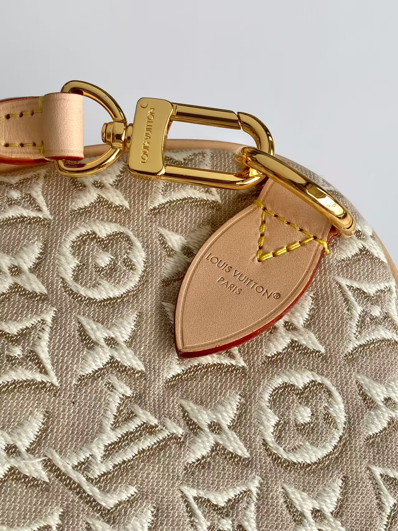 Louis Vuitton Speedy Soft 30 Handbag - Image 7