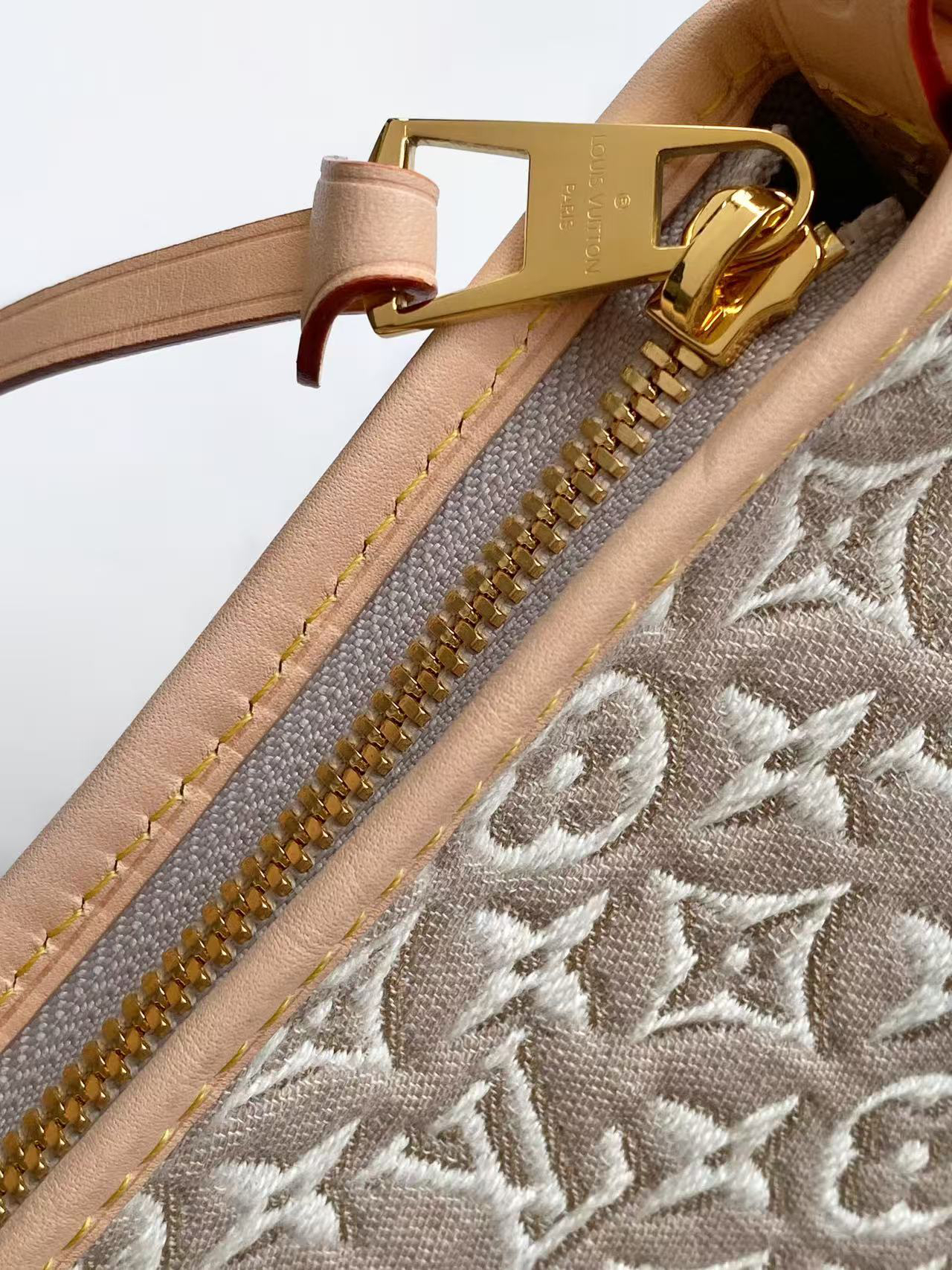 Carryall East-West Monogram Embleme Shoulder Bag - Image 7