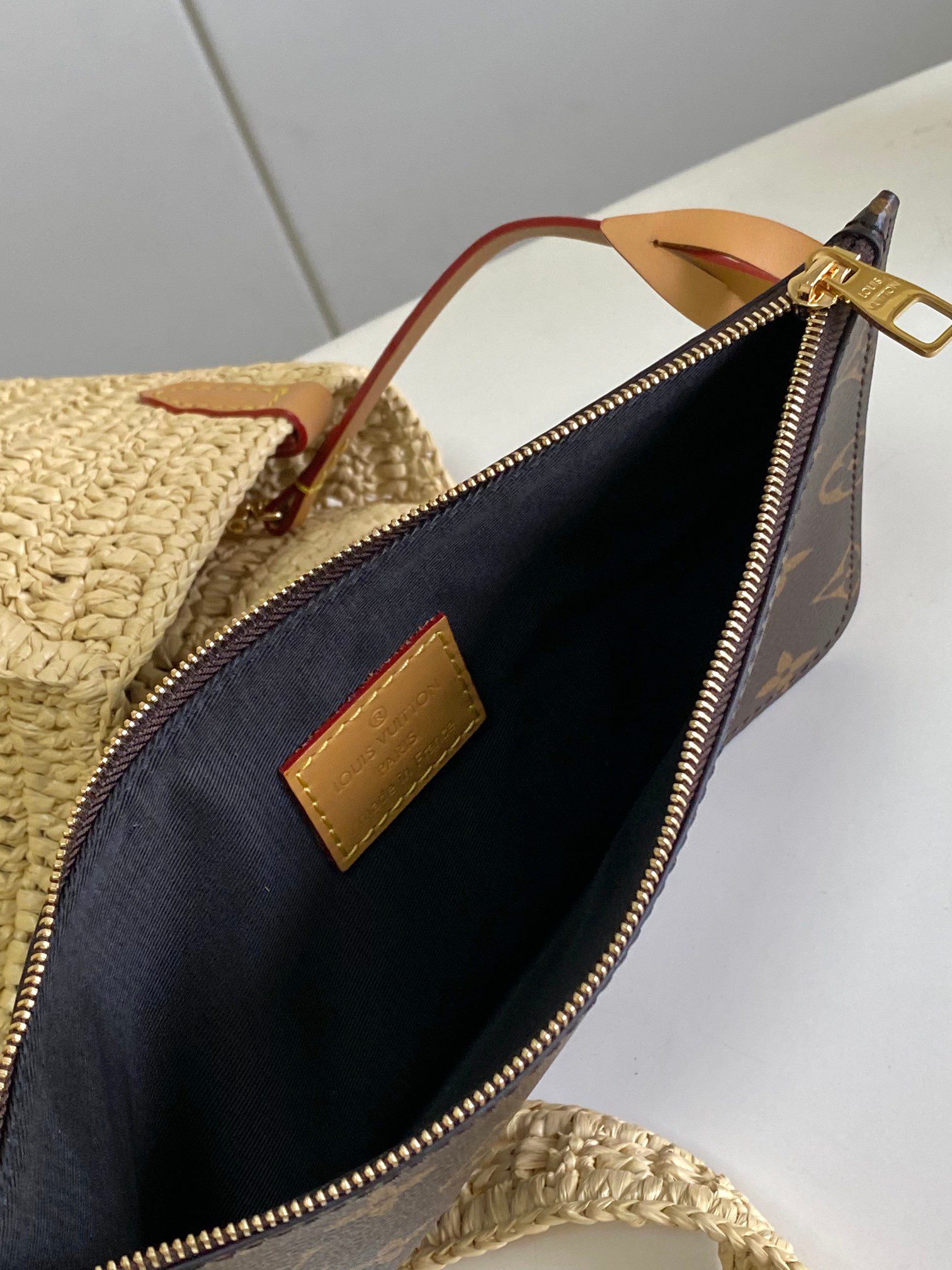 Louis Vuitton Summer Shopper Tote, Medium - Image 7