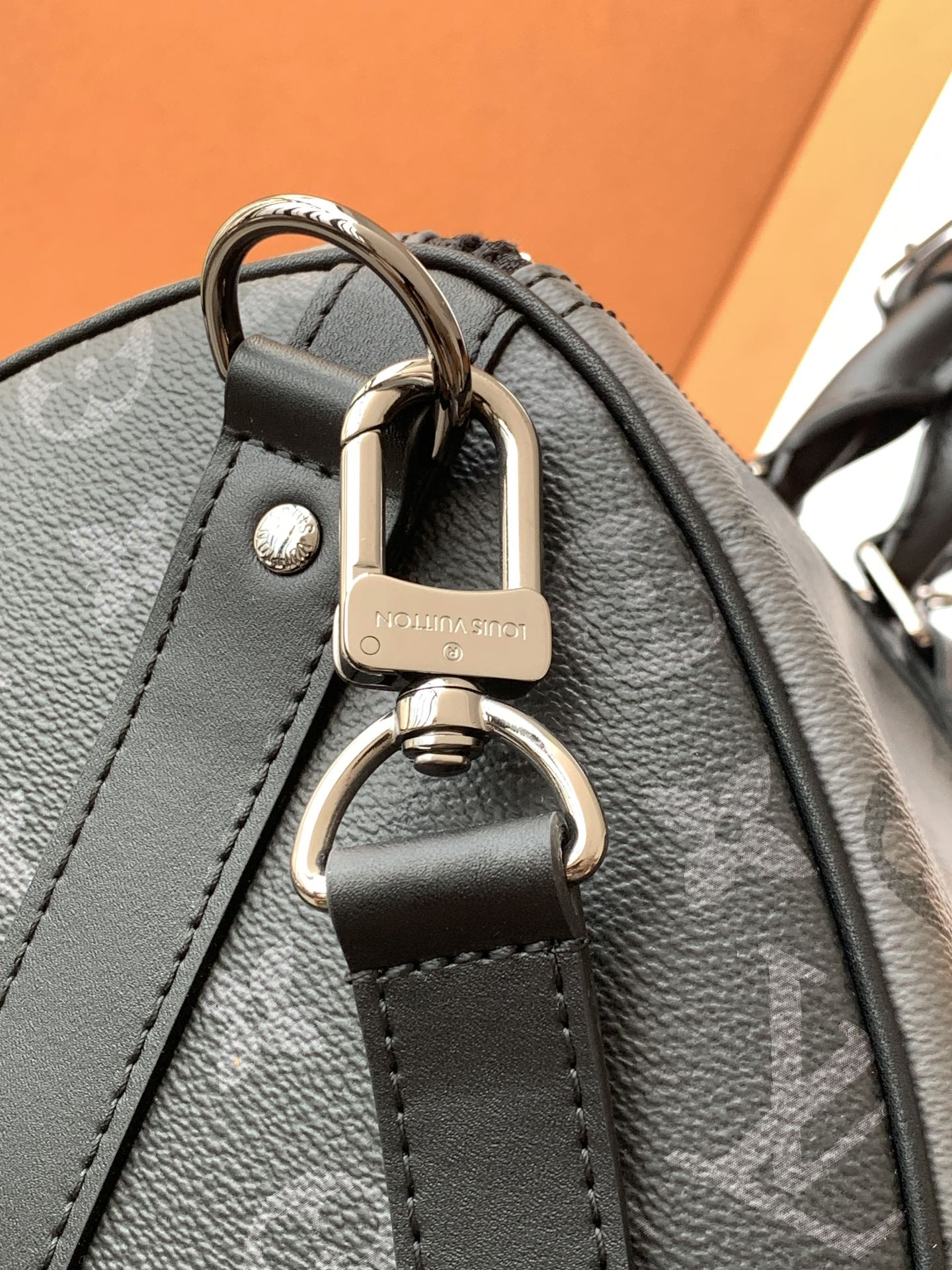 Louis Vuitton Keepall Bandoulière 50 Travel Bag - Image 7
