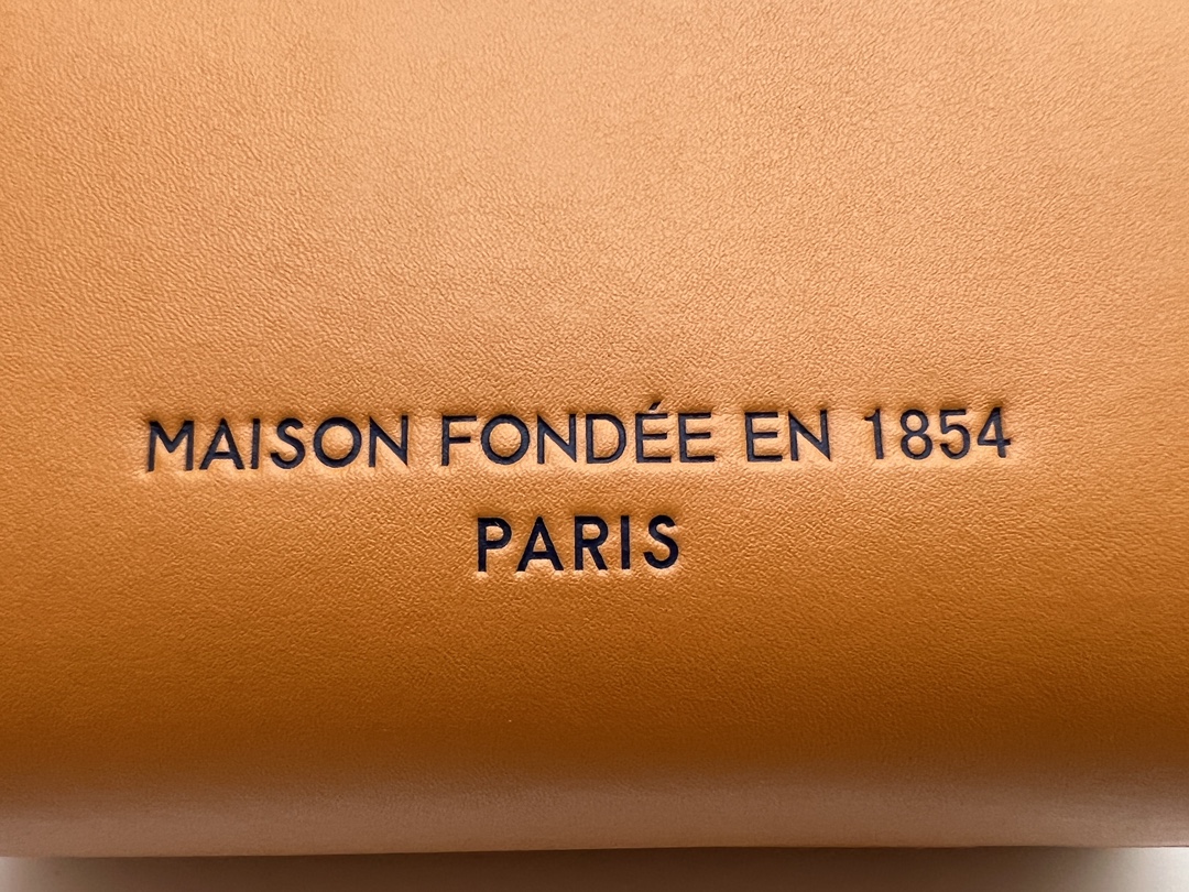 Louis Vuitton M24578 Sandwich Handbag - Image 7