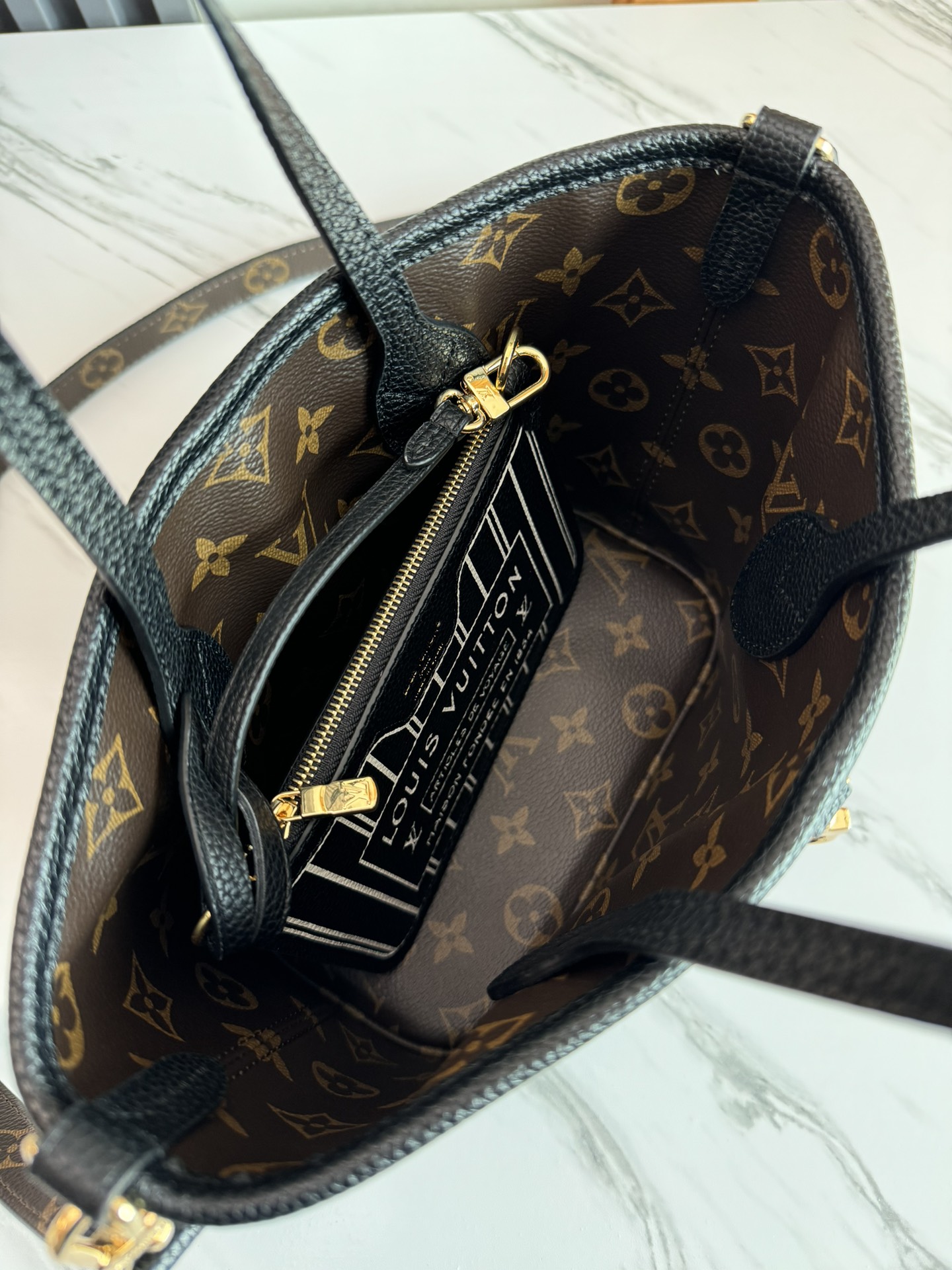 Louis Vuitton Neverfull Bandouliere Inside Out BB - Image 7
