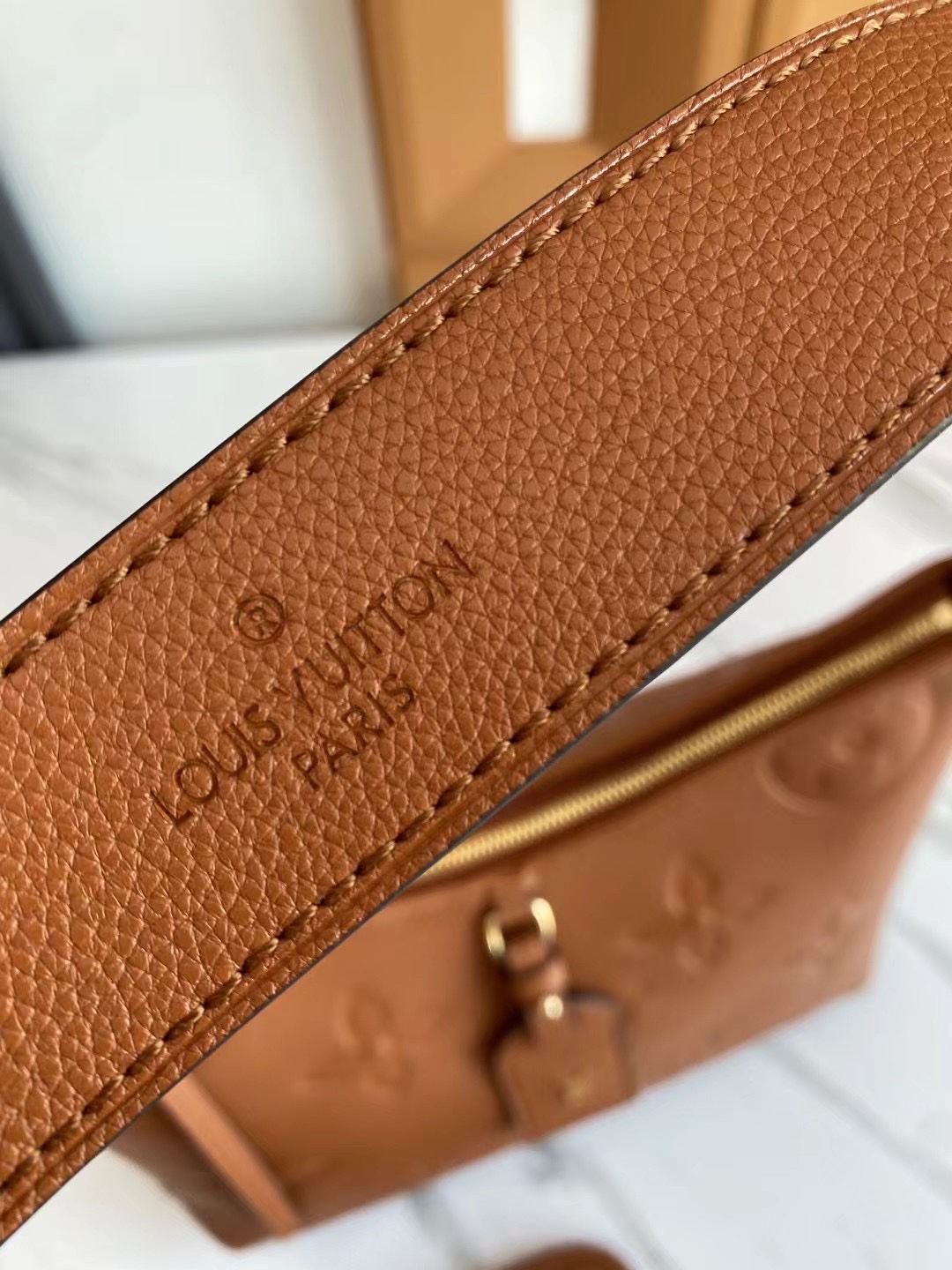 Louis Vuitton CarryAll PM Monogram Leather Handbag - Image 7