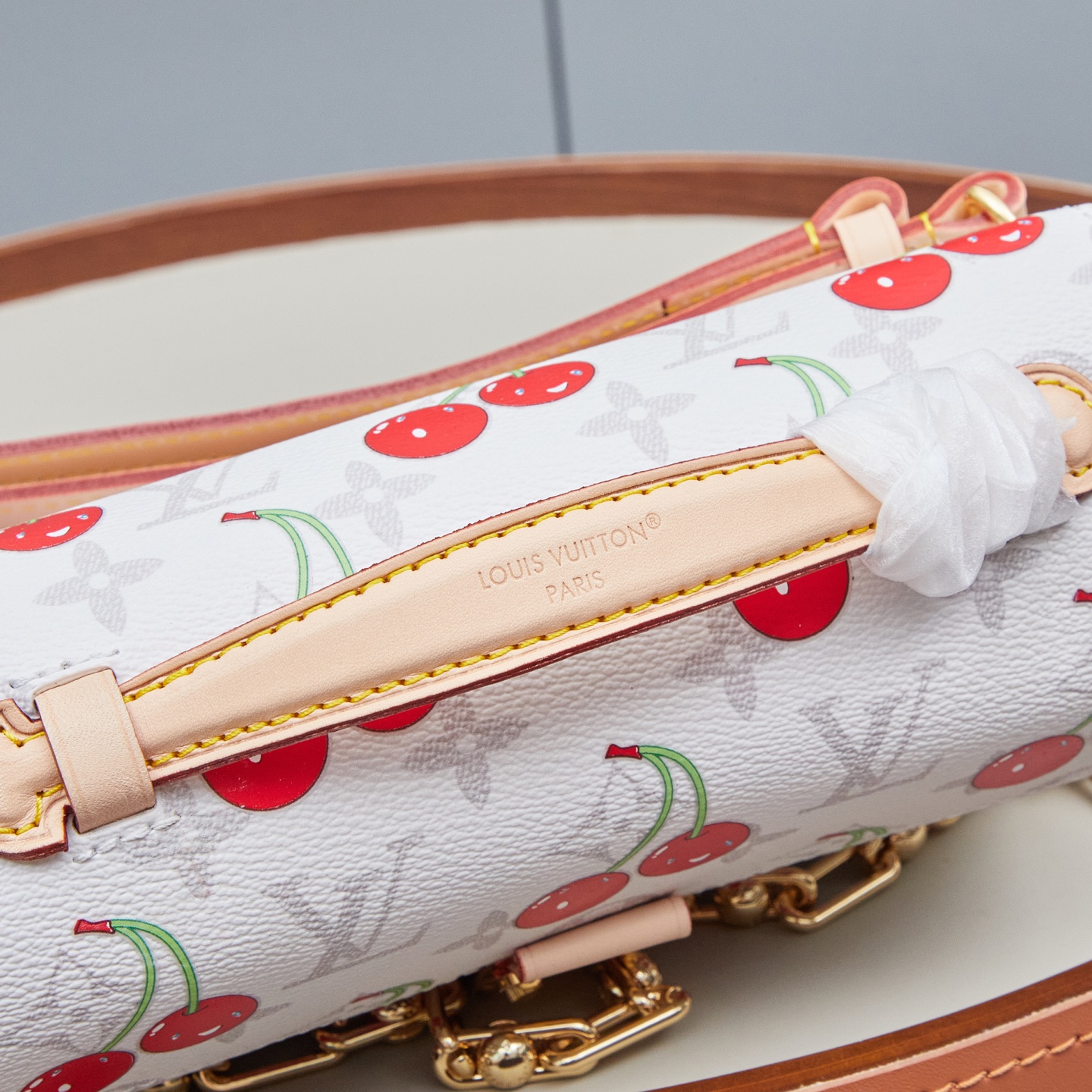 Louis Vuitton x Takashi Murakami Pochette Metis East West Cherry Bag M14231 - Image 7