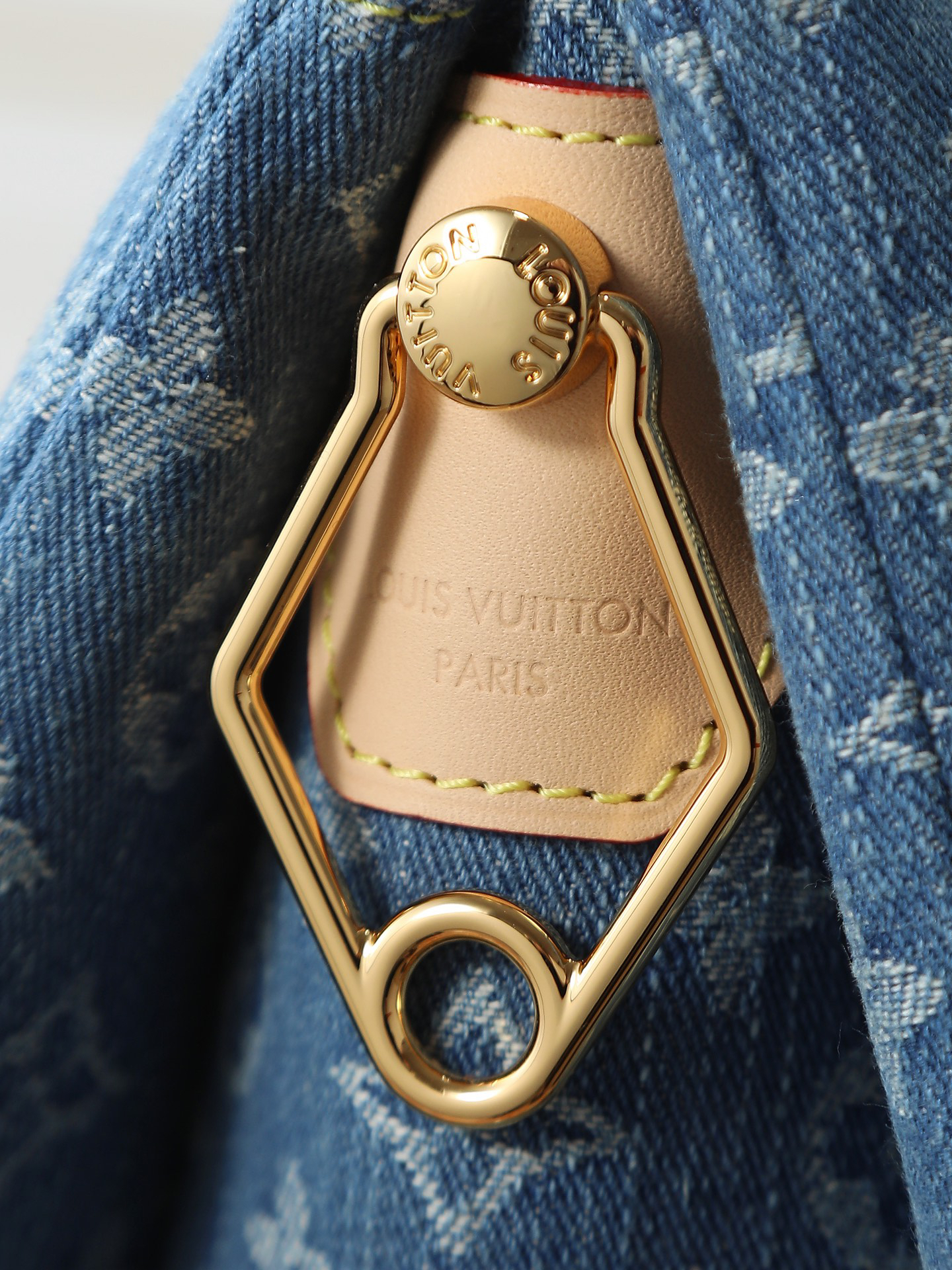 Louis Vuitton Coussin Small Chain Shoulder Bag in Monogram Denim with Cherry Embroidery - Image 7