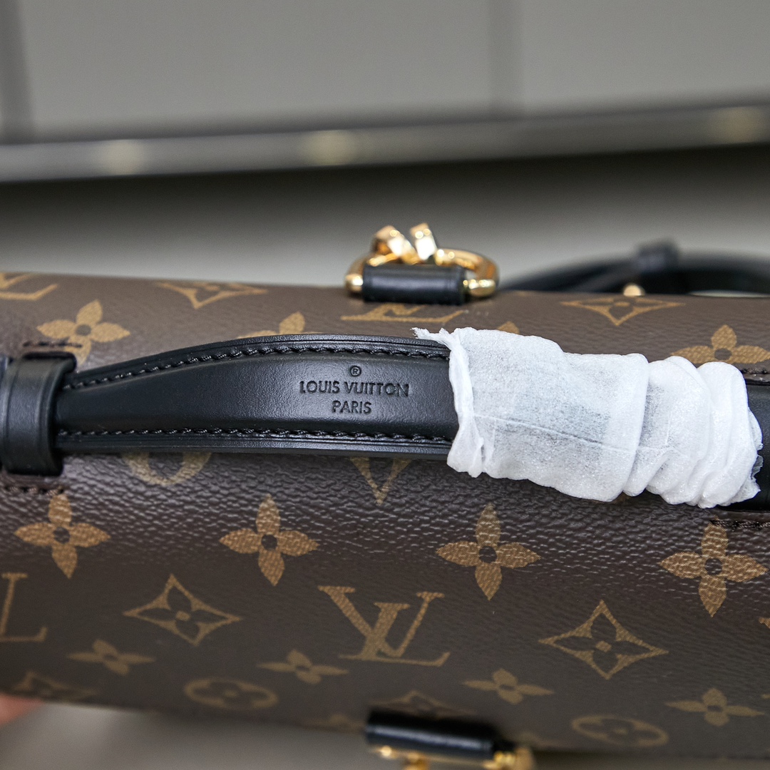 Louis Vuitton Pochette Métis M11941 Monogram Crossbody Bag - Image 7