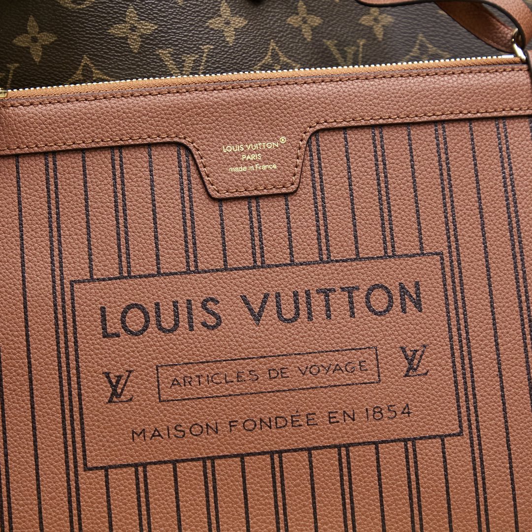 Louis Vuitton Neverfull MM Tote Bag in Damier Azur Canvas - Image 7