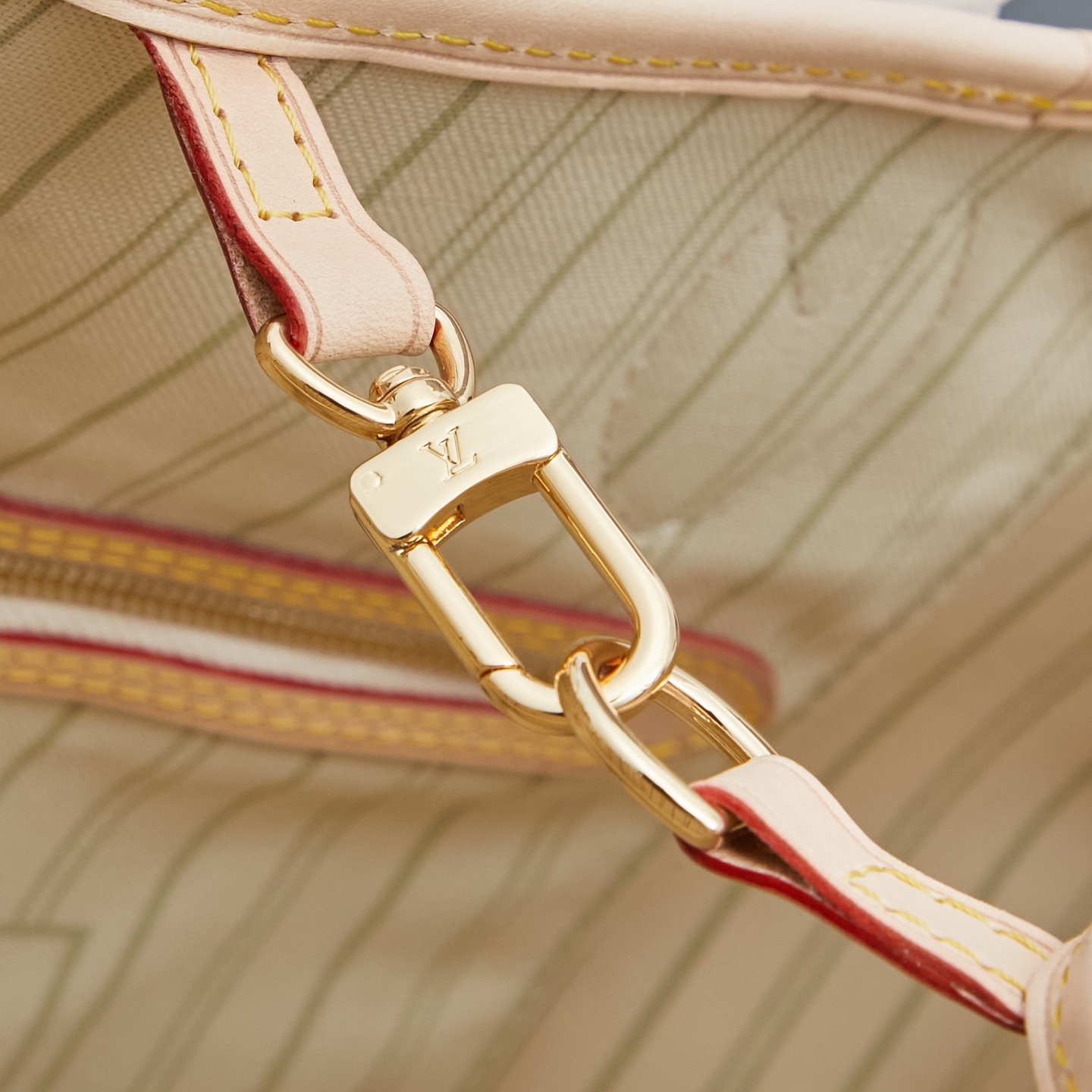 Louis Vuitton Neverfull Classic Tote Bag - Image 7