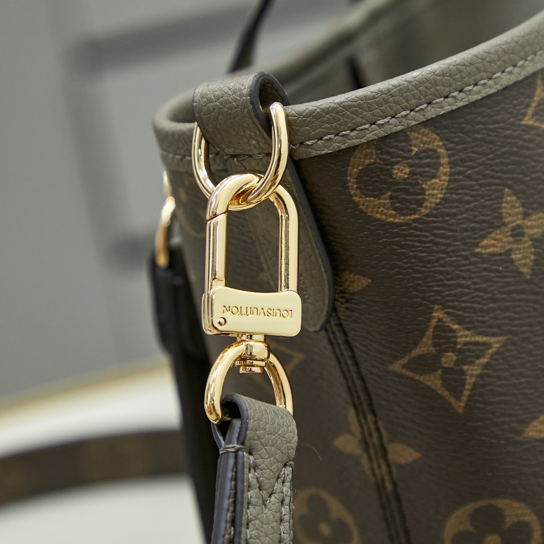 Louis Vuitton Neverfull Bandouliere Inside Out BB Reversible Tote Bag - Image 7