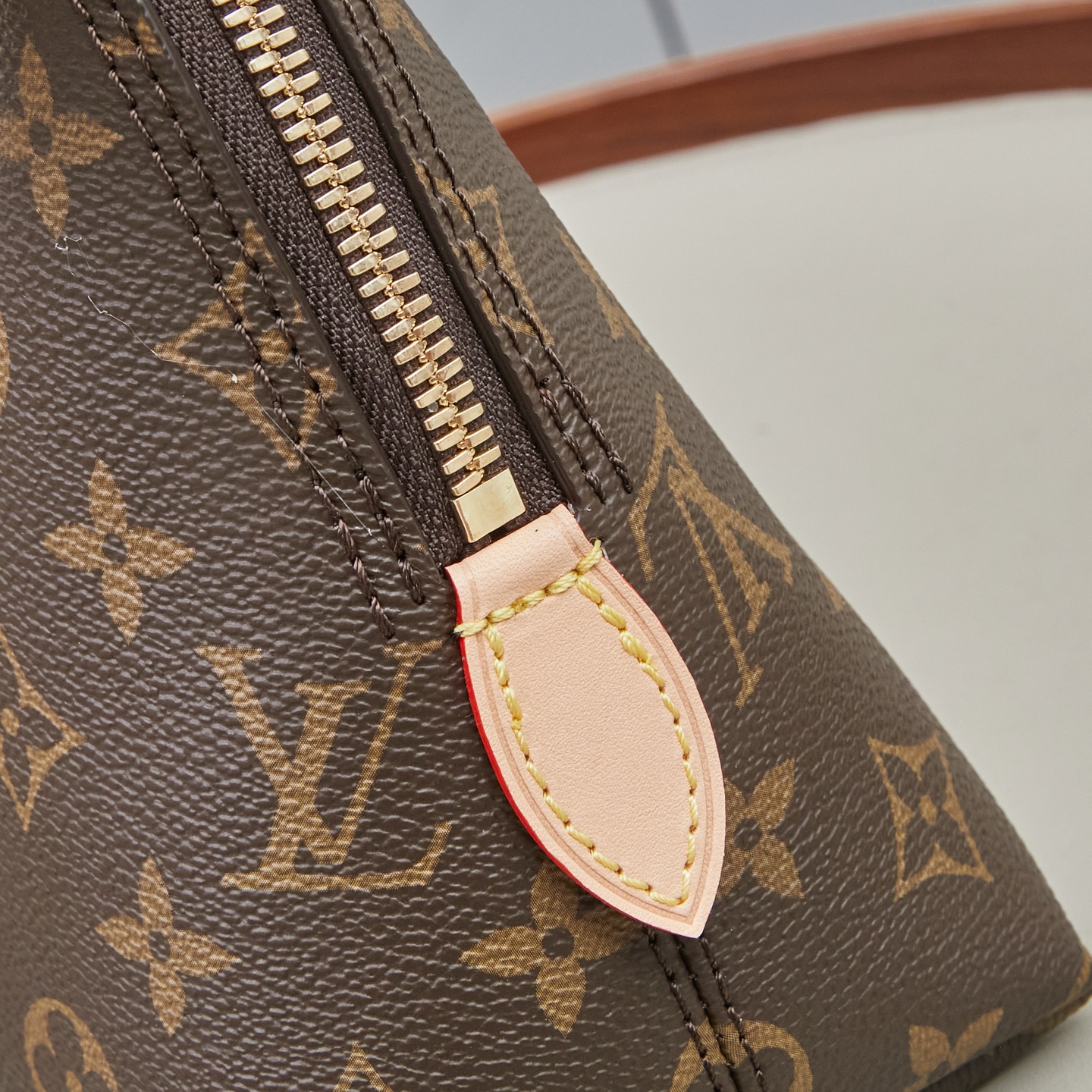 Louis Vuitton Squire Handbag M28951 - Image 7