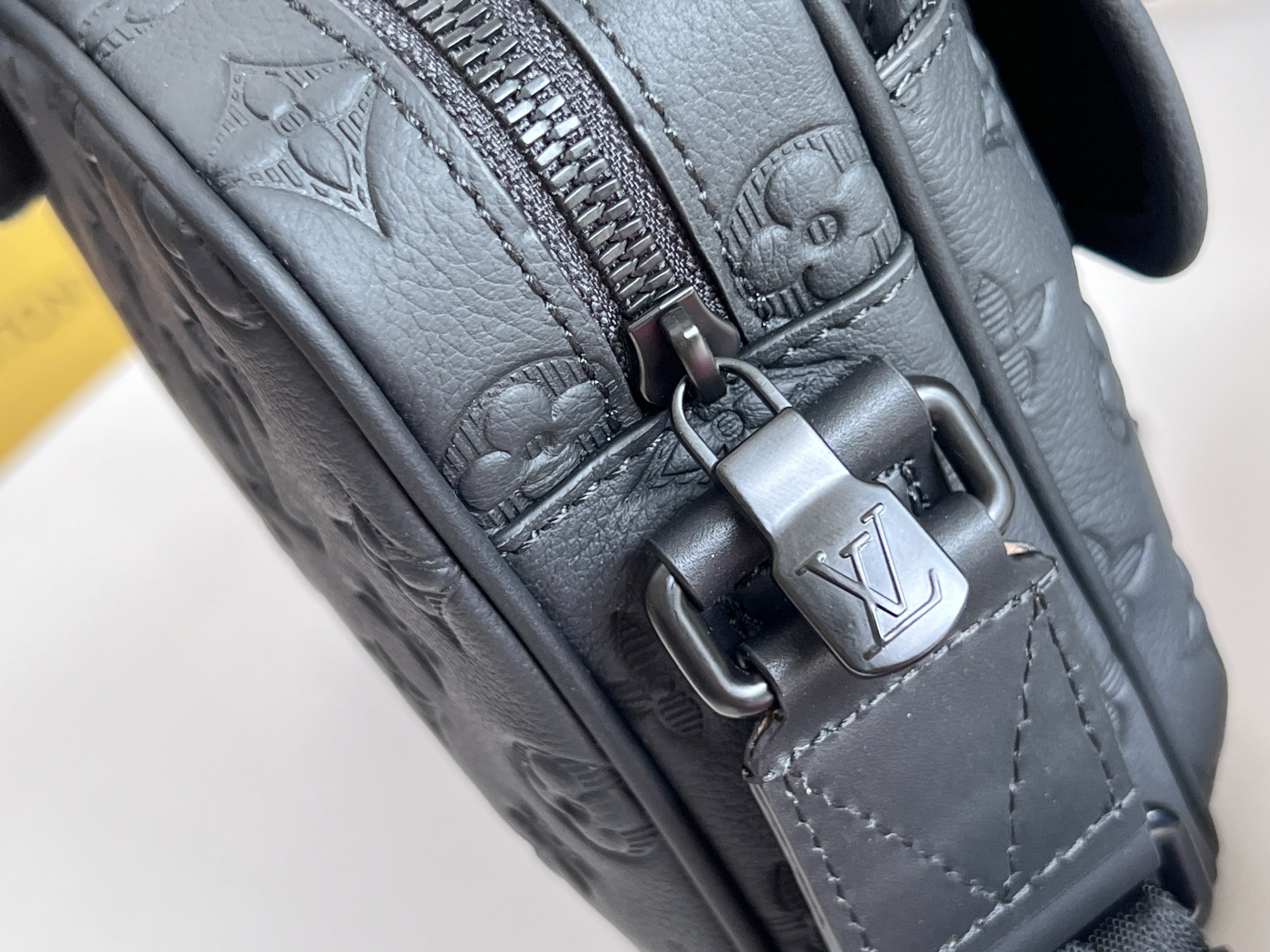 Louis Vuitton Getaway Messenger Bag in Monogram Shadow Leather - Image 7