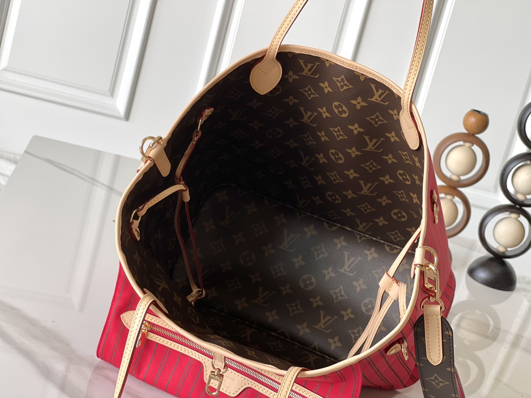 Neverfull MM Handbag in Damier Azur Canvas - Image 7