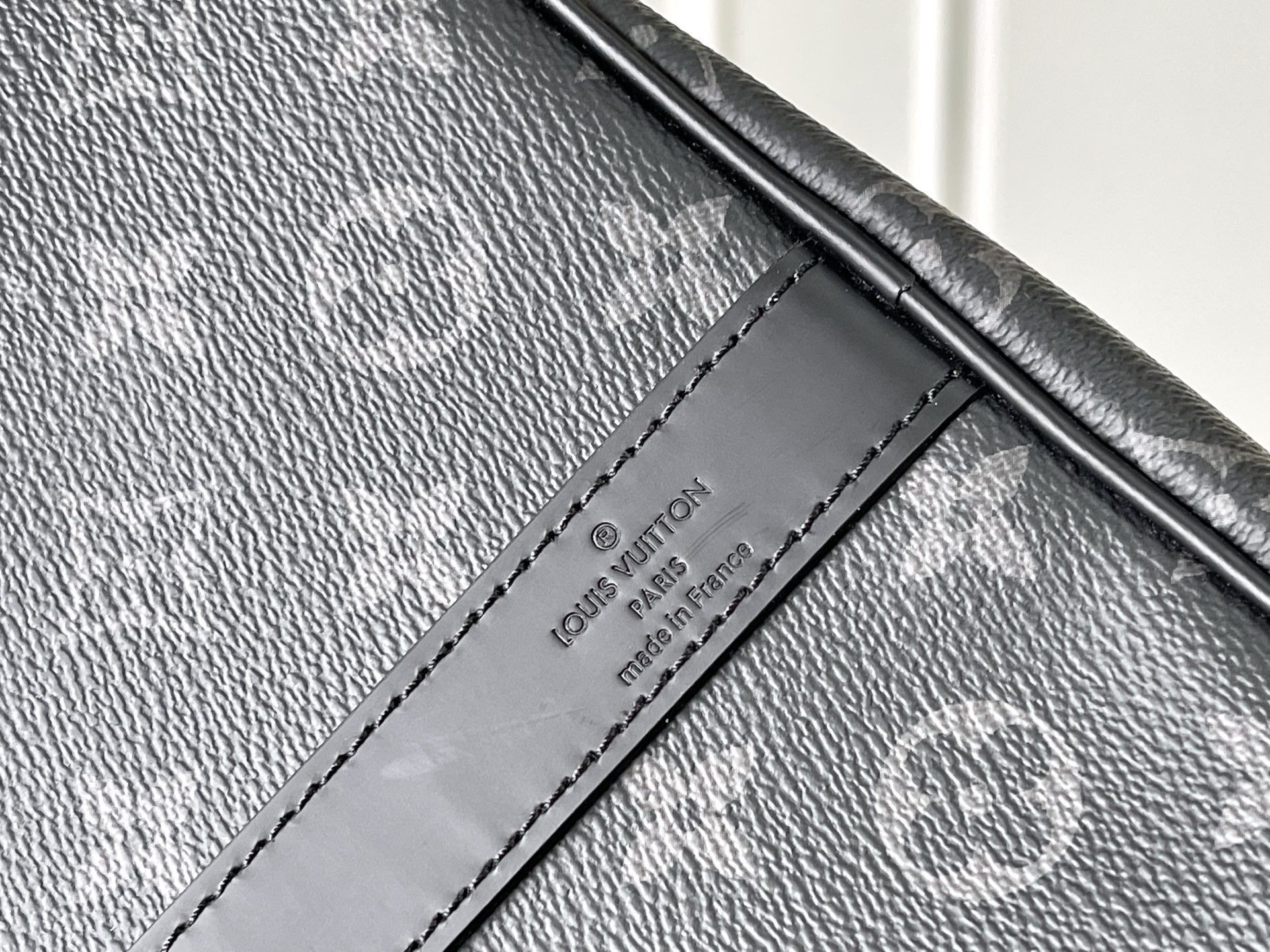 Louis Vuitton Keepall 45 Travel Bag in Monogram Eclipse Canvas - Image 7