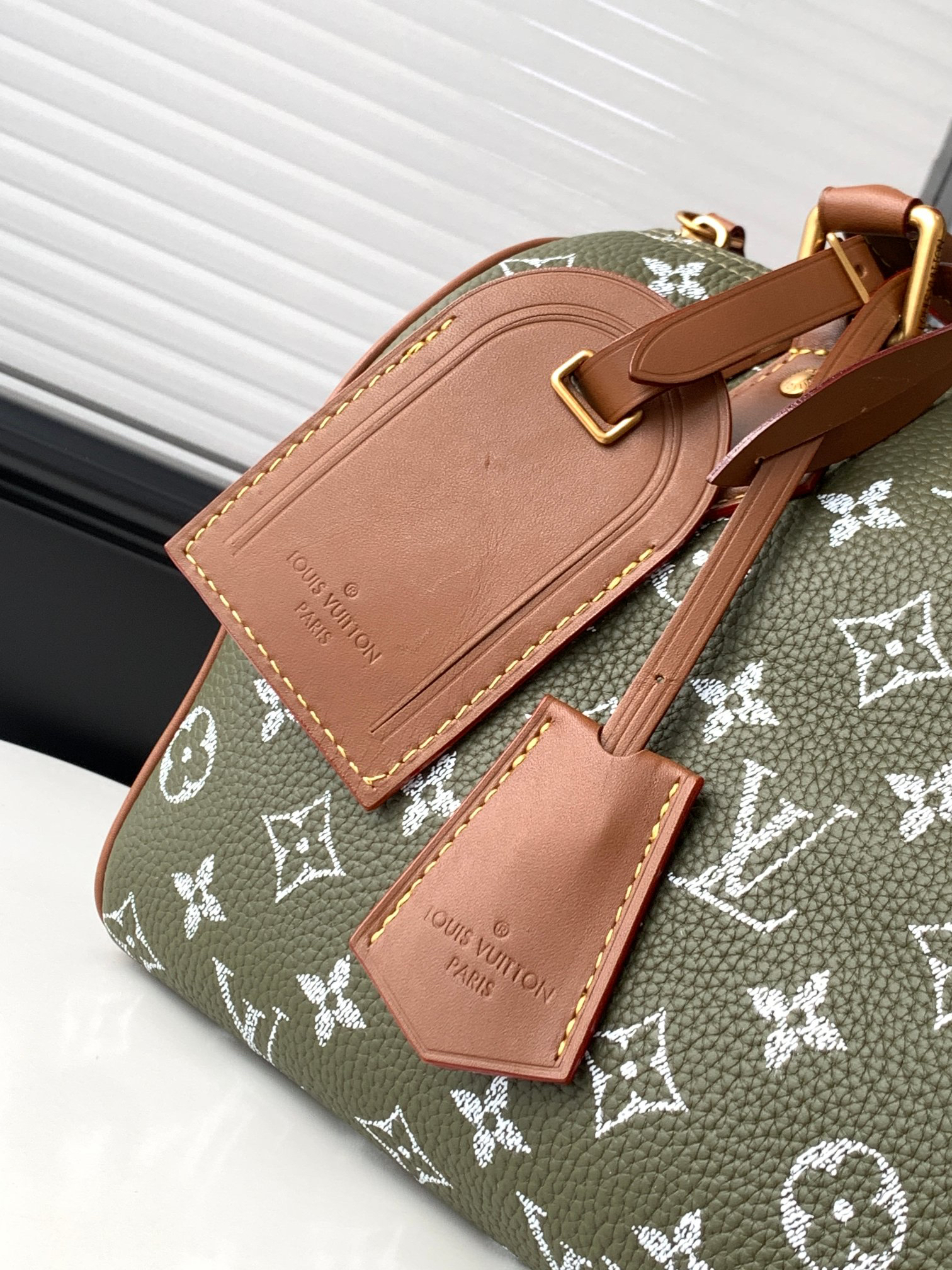 Louis Vuitton Speedy P9 Bandoulière 30 Monogram Leather Handbag - Image 7