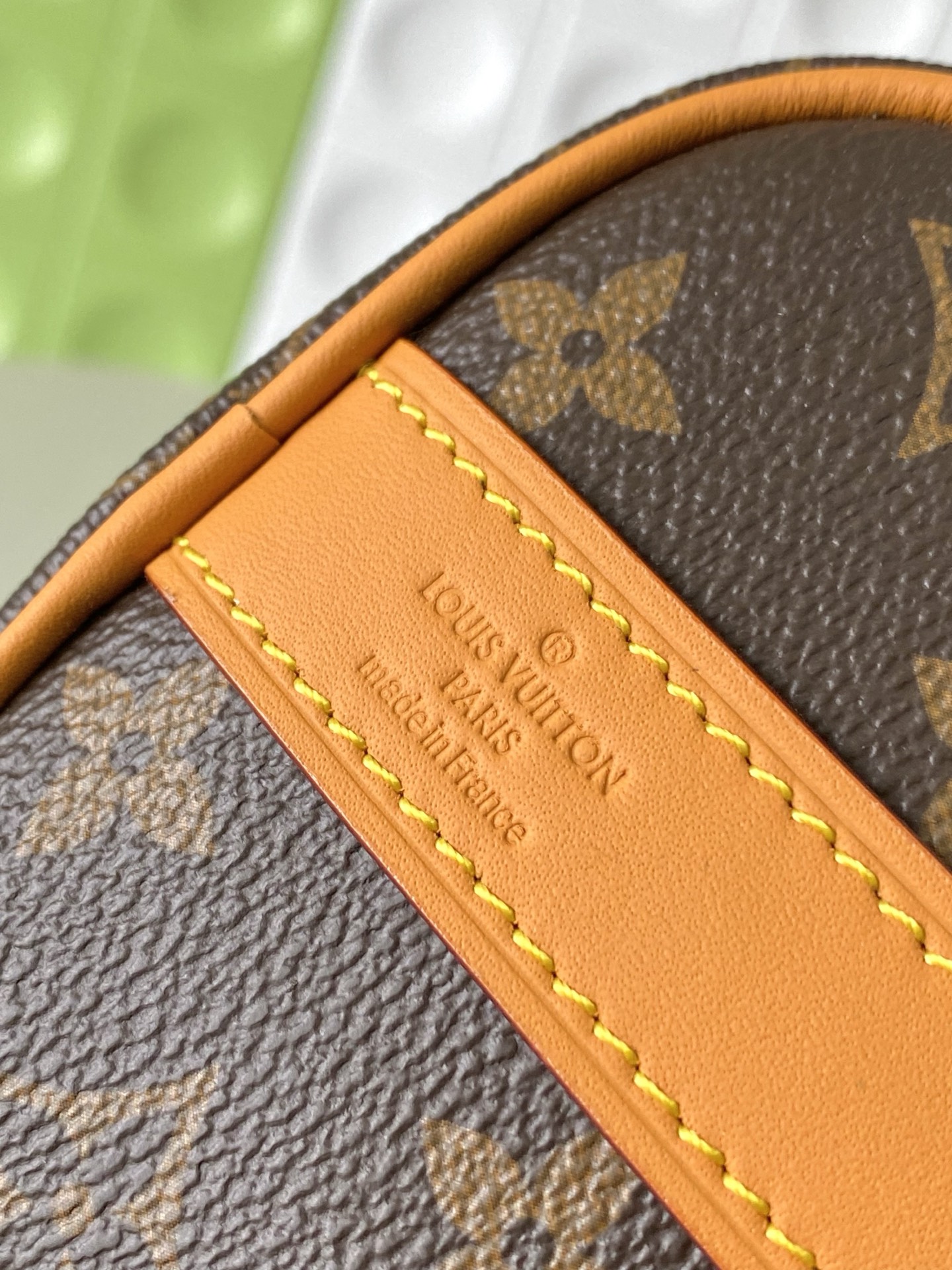 Louis Vuitton Keepall Bandoulière 25 Travel Bag - Image 7