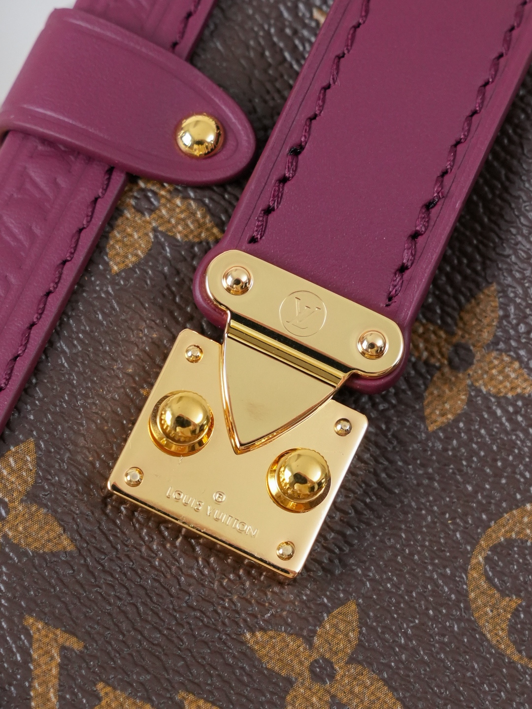 Louis Vuitton Flight Mode Getaway Side Trunk Medium Bag - Image 7