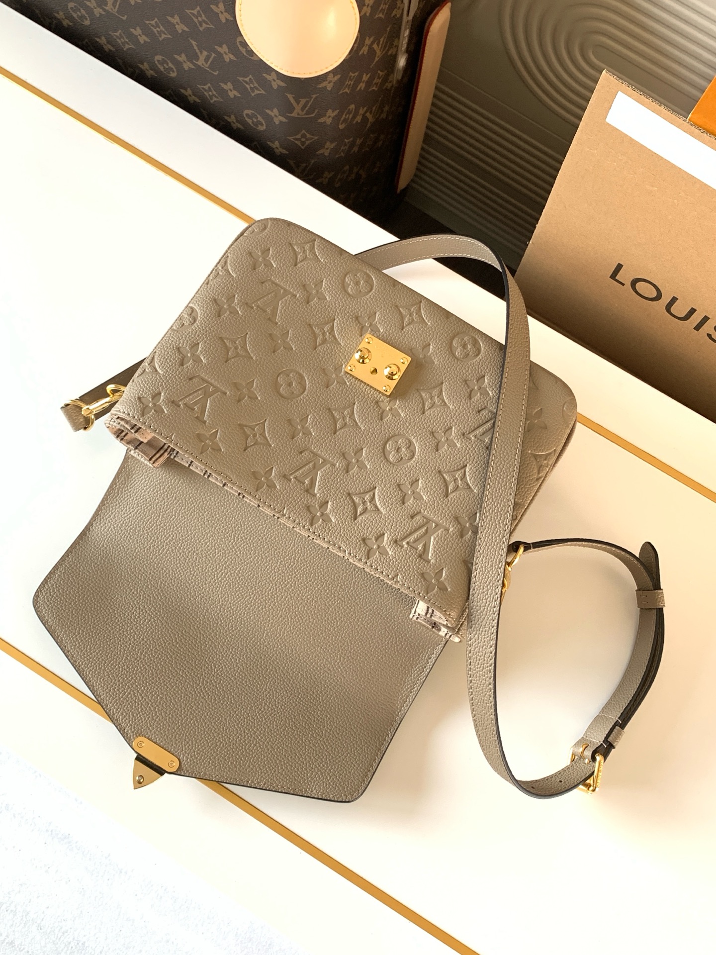 Louis Vuitton Pochette Metis Monogram Empreinte Leather Shoulder Bag - Image 7