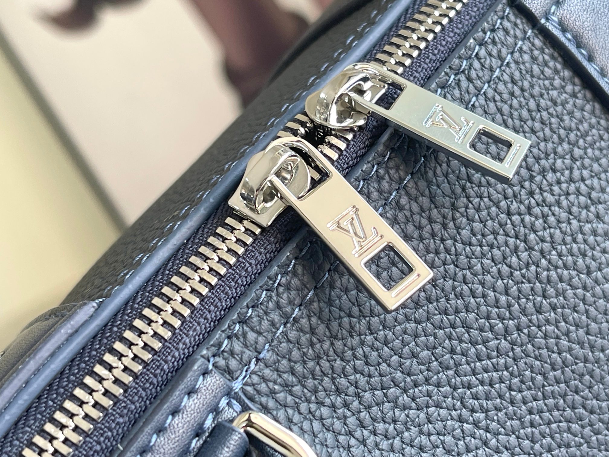 Louis Vuitton City Keepall Bag - Image 7