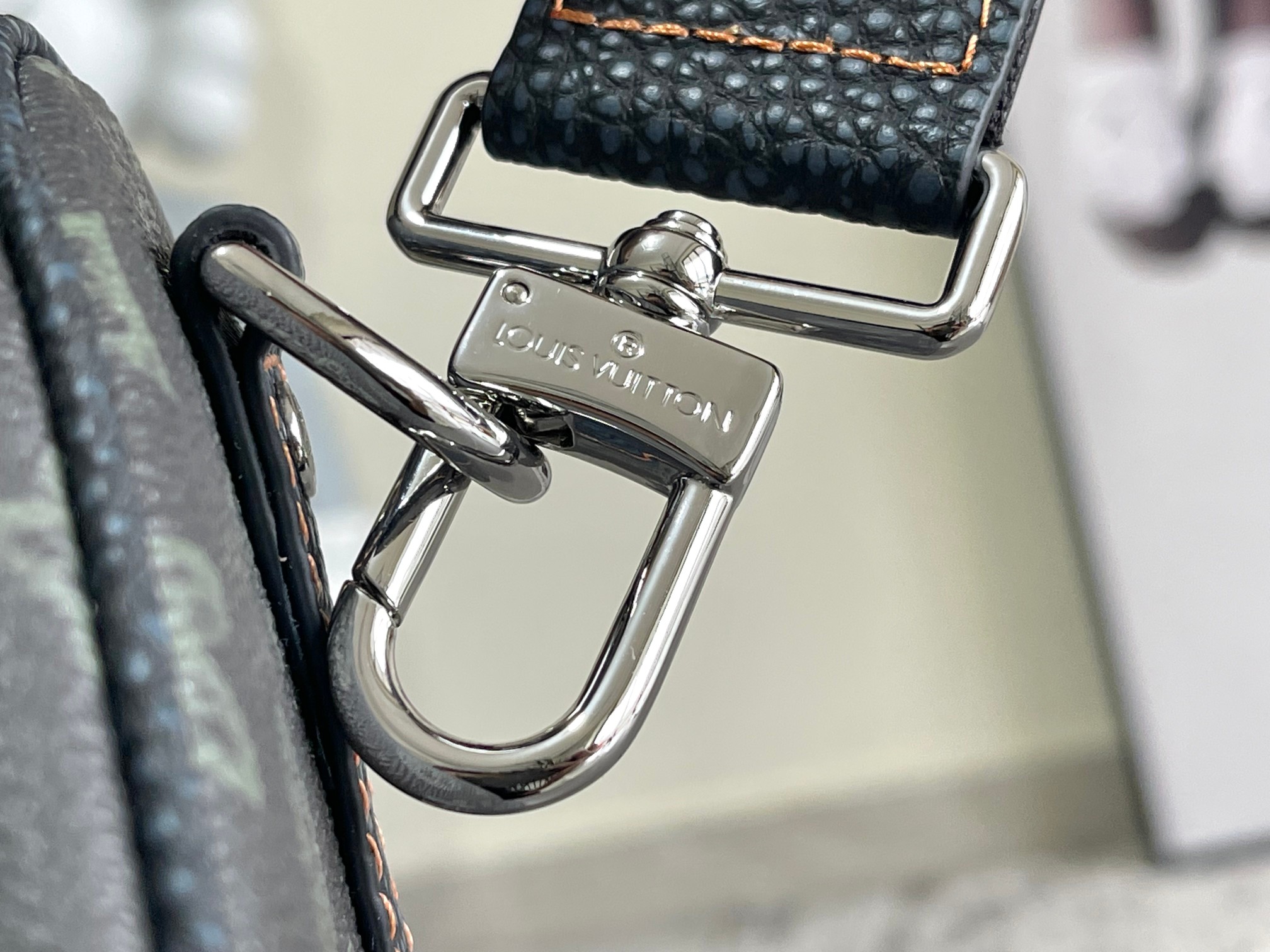 Louis Vuitton Keepall Bandouliere 50 Travel Bag - Image 7