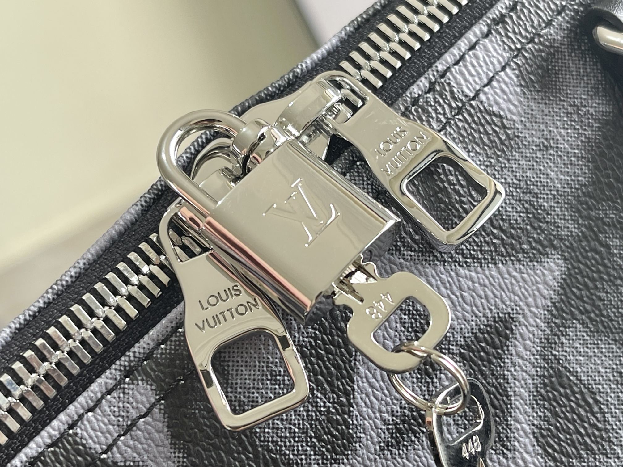 Louis Vuitton Keepall Bandouliere 50 Travel Bag - Image 7
