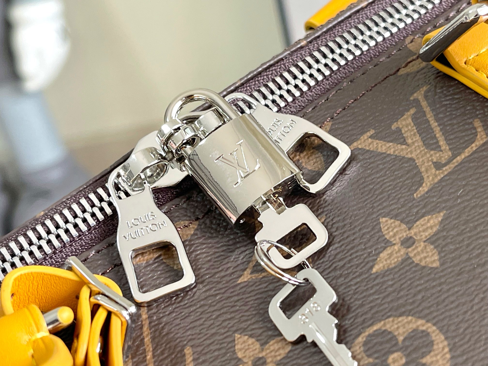 Louis Vuitton Keepall Bandouliere 50 Travel Bag - Image 7