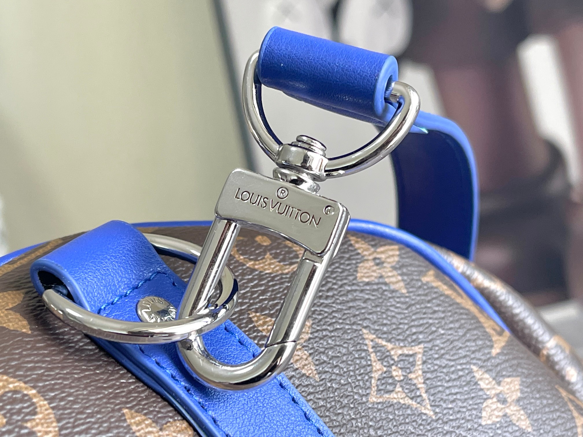 Louis Vuitton Keepall Bandouliere 50 Travel Bag in Monogram Macassar Canvas - Image 7