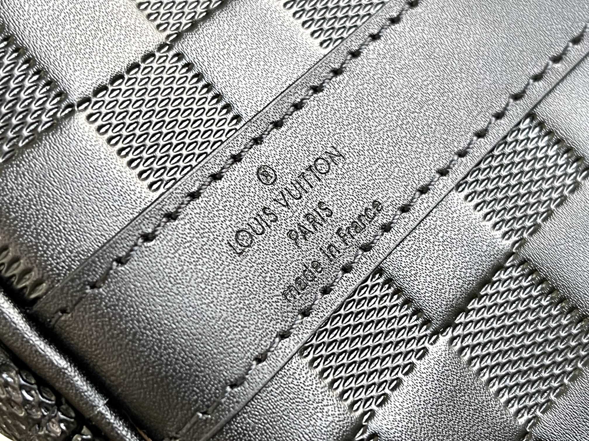 Louis Vuitton Keepall 45 Travel Bag - Image 7