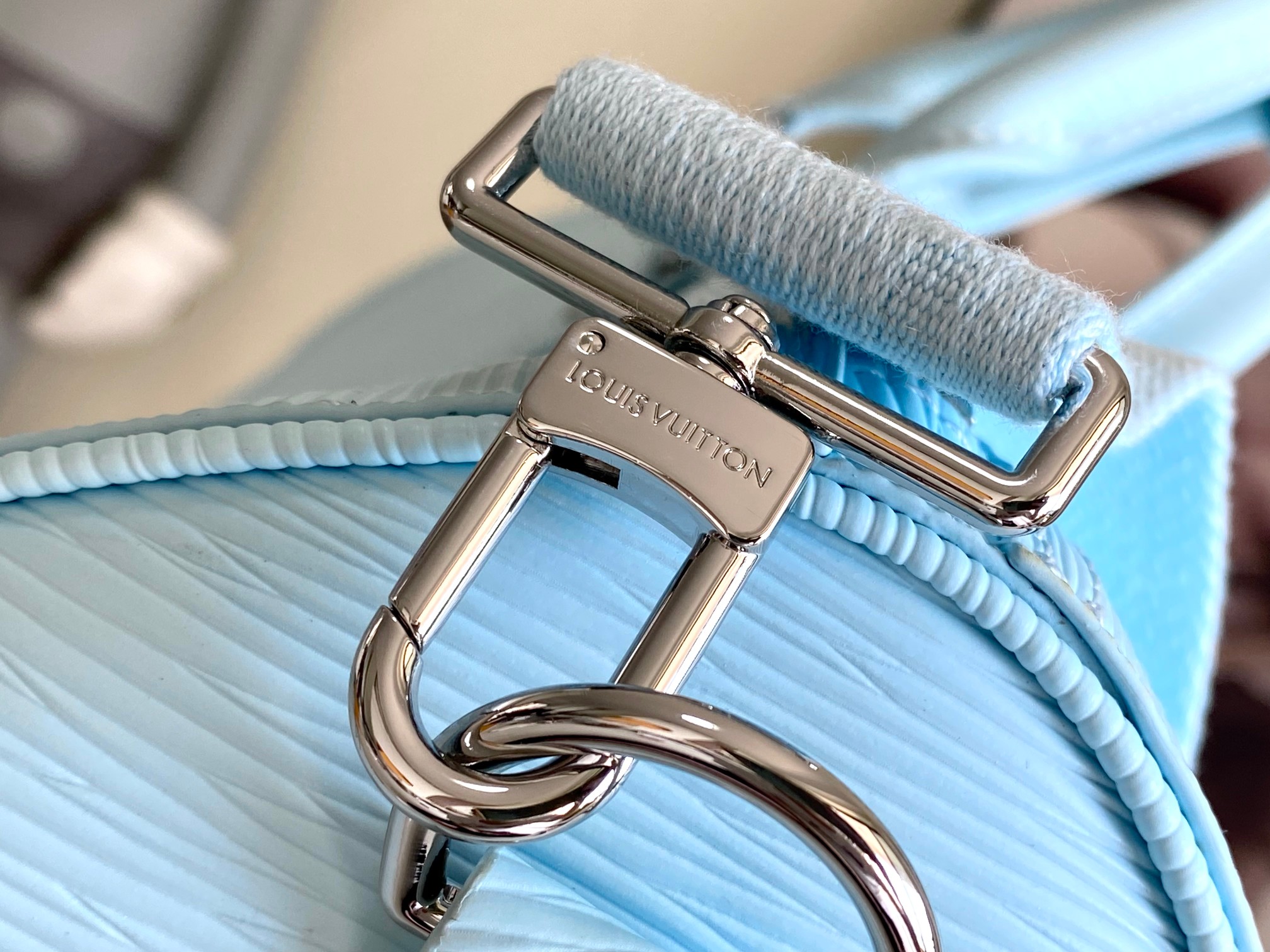 Keepall Bandouliere 50 Travel Bag - Image 7