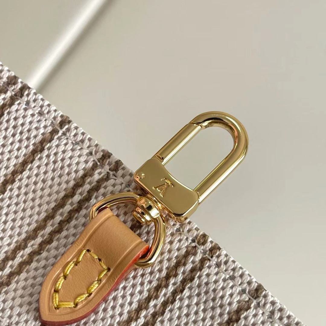 Louis Vuitton OnTheGo PM Tote Bag Blue Monogram Canvas - Image 7