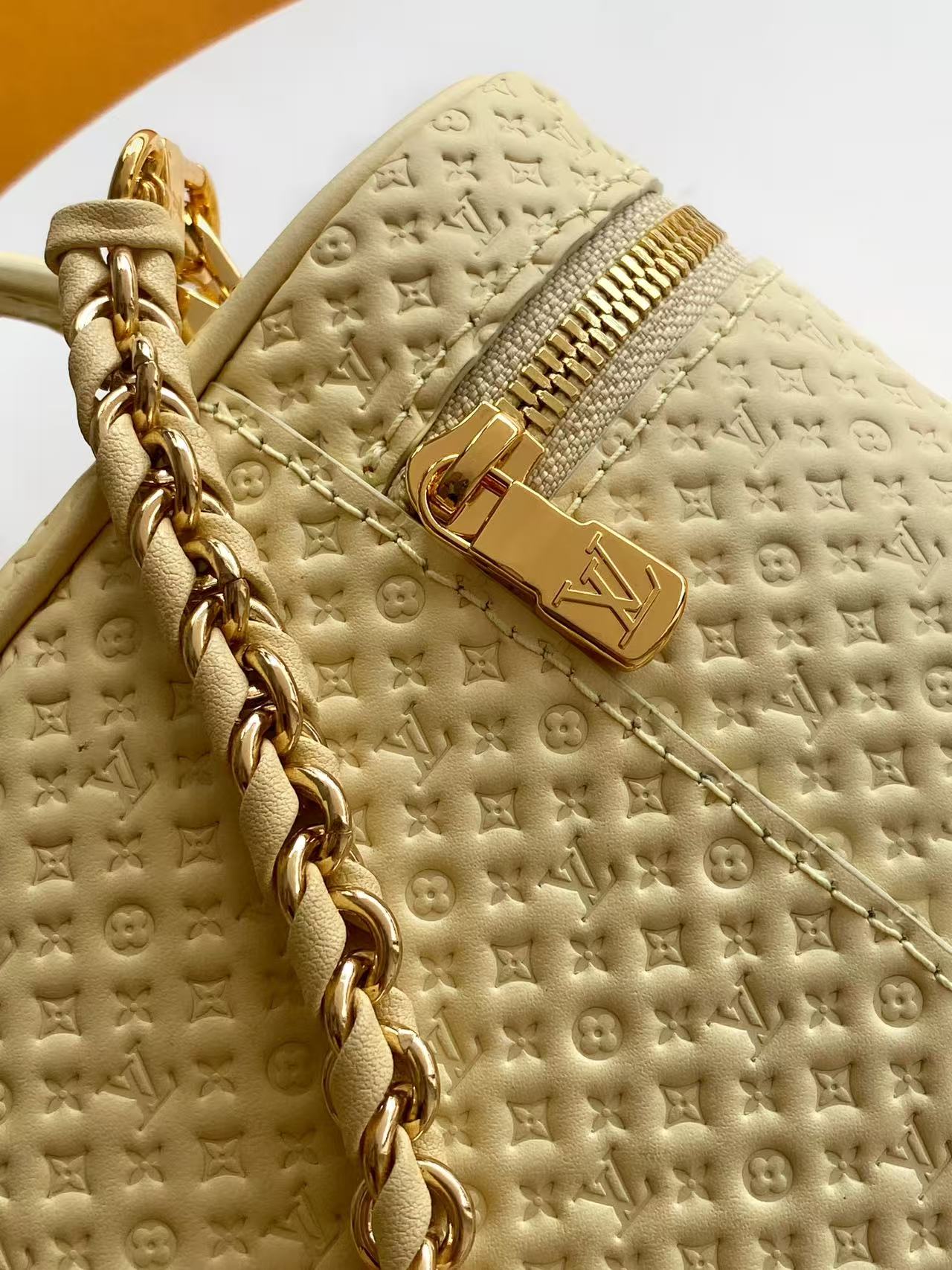 Louis Vuitton Vanity Chain Pouch M29051 / M29344 - Image 7